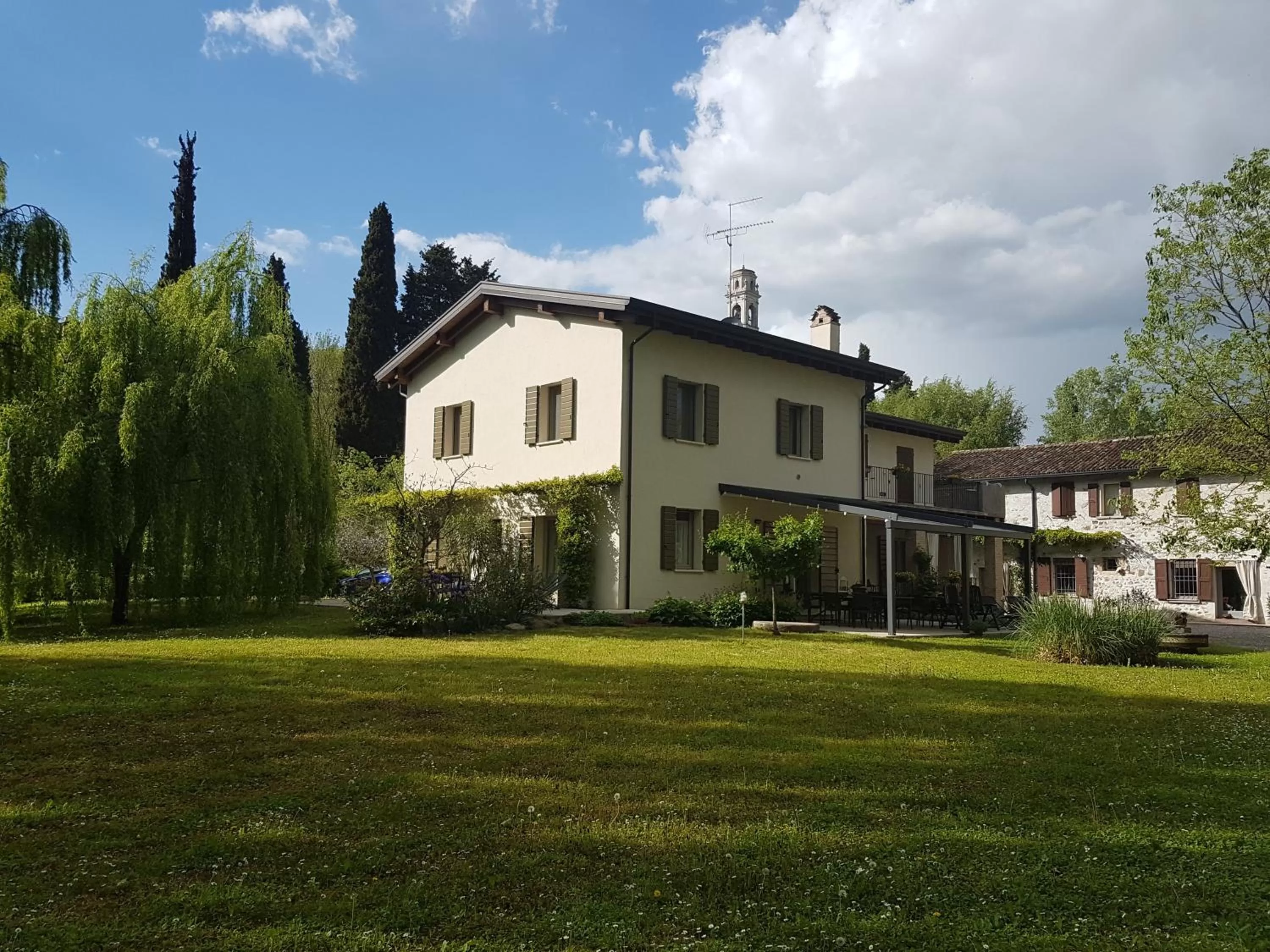 Property building in L'Isolo b&b e case vacanza