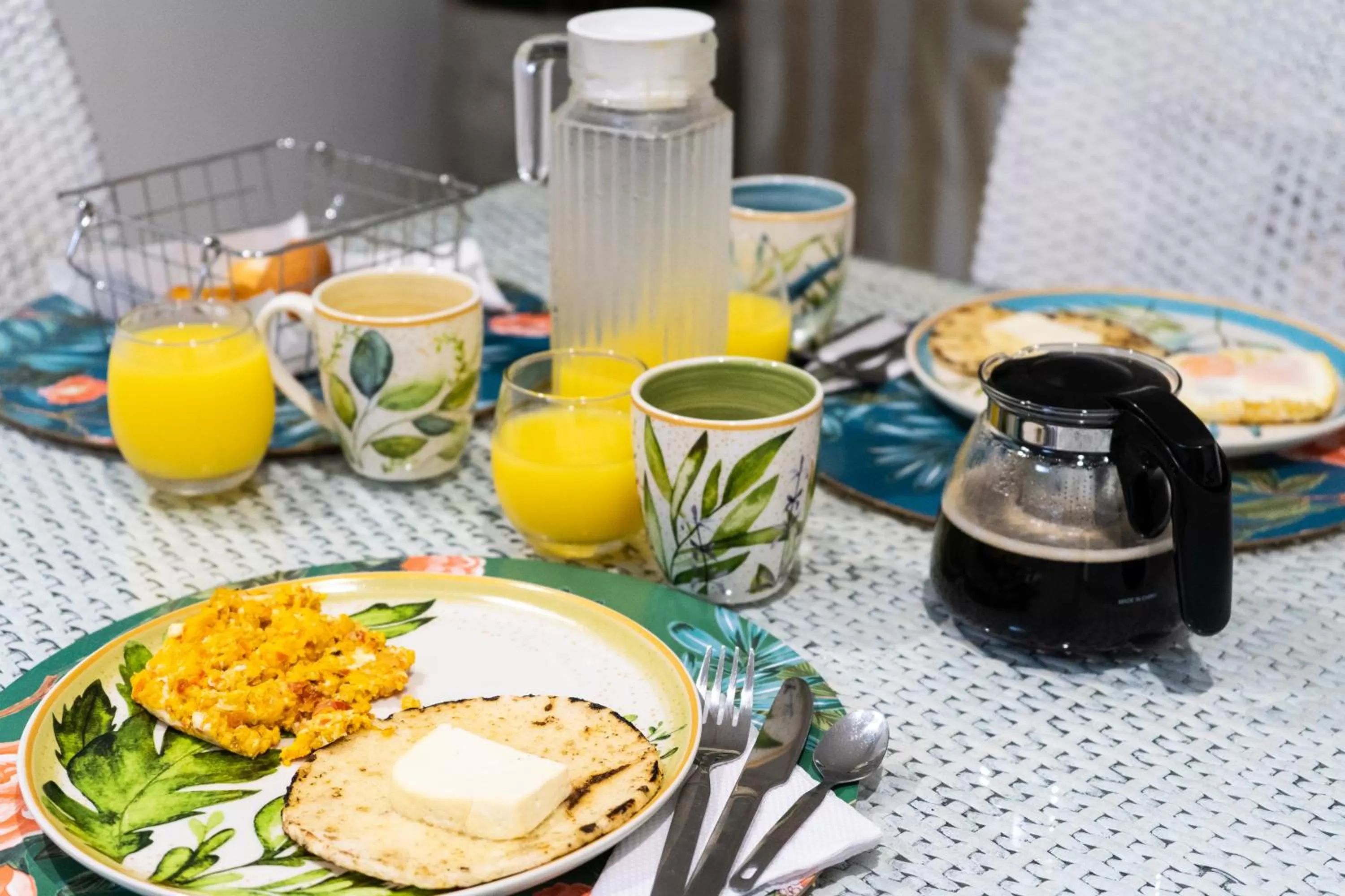 Food and drinks in Zentrico Boutique