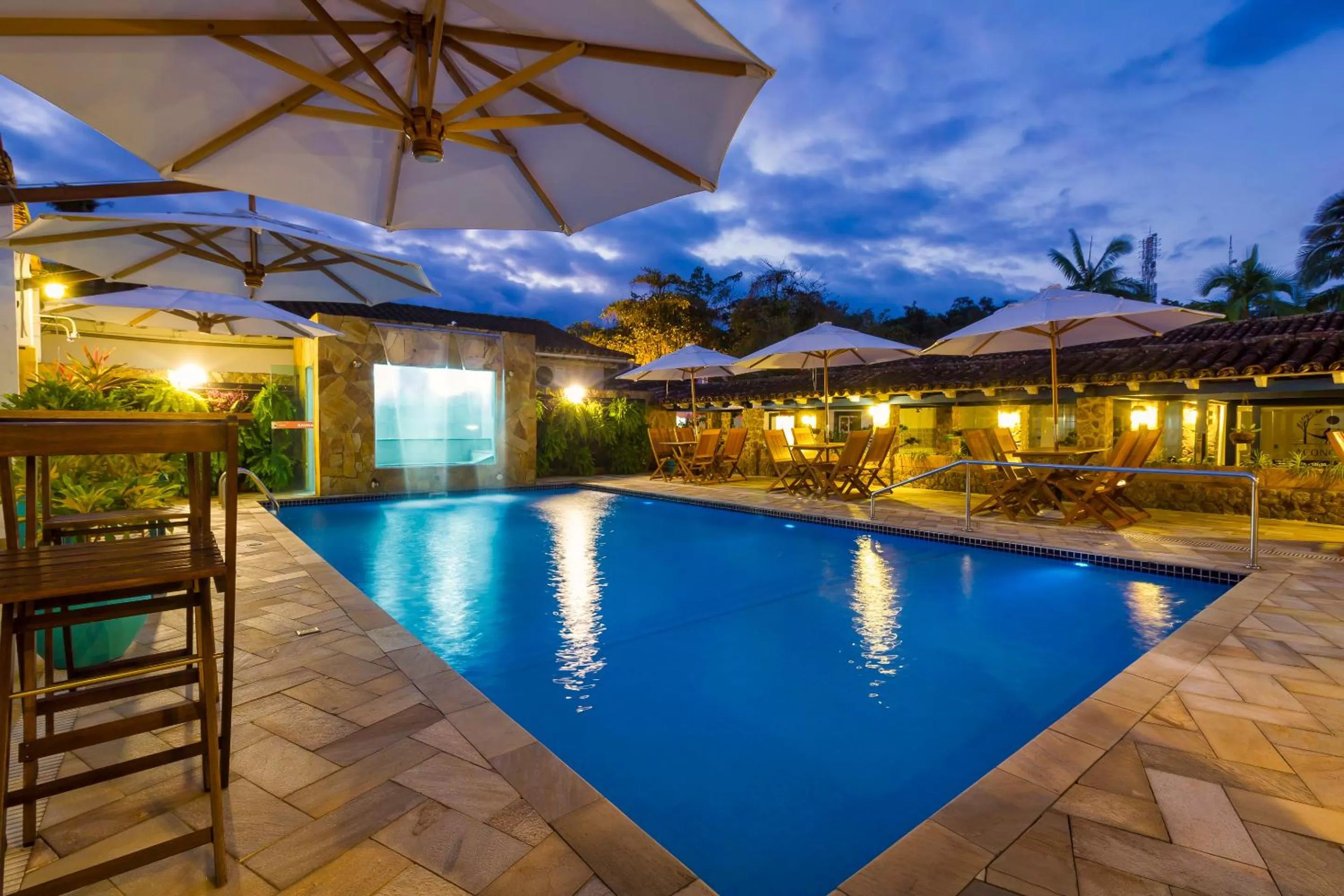 Swimming Pool in Pousada Aconchego