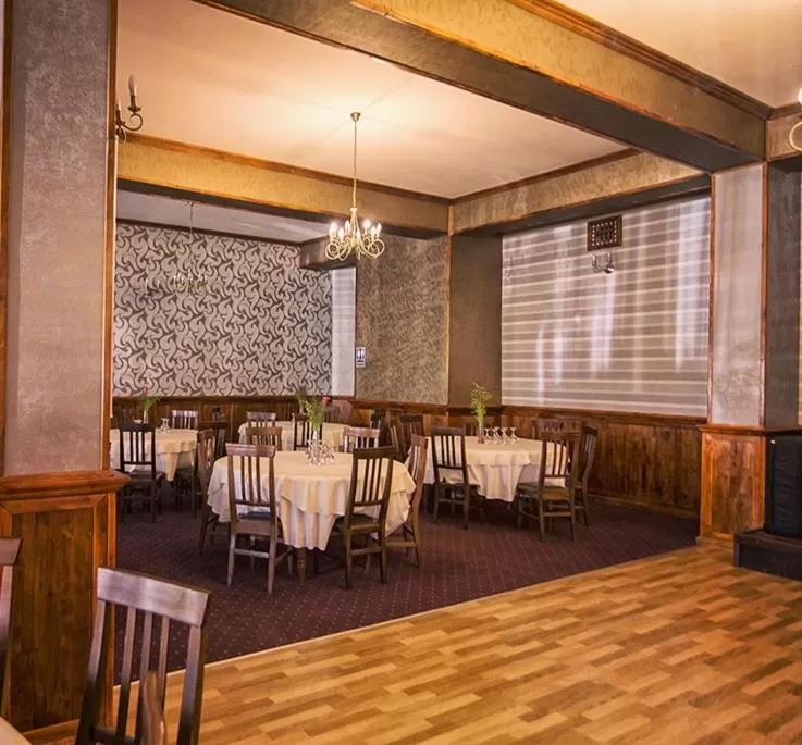 Restaurant/Places to Eat in Hanul Ursilor