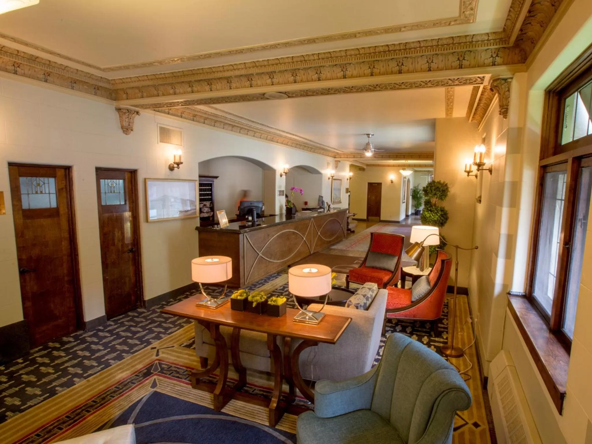Lobby or reception in The Plaza Hotel - Milwaukee