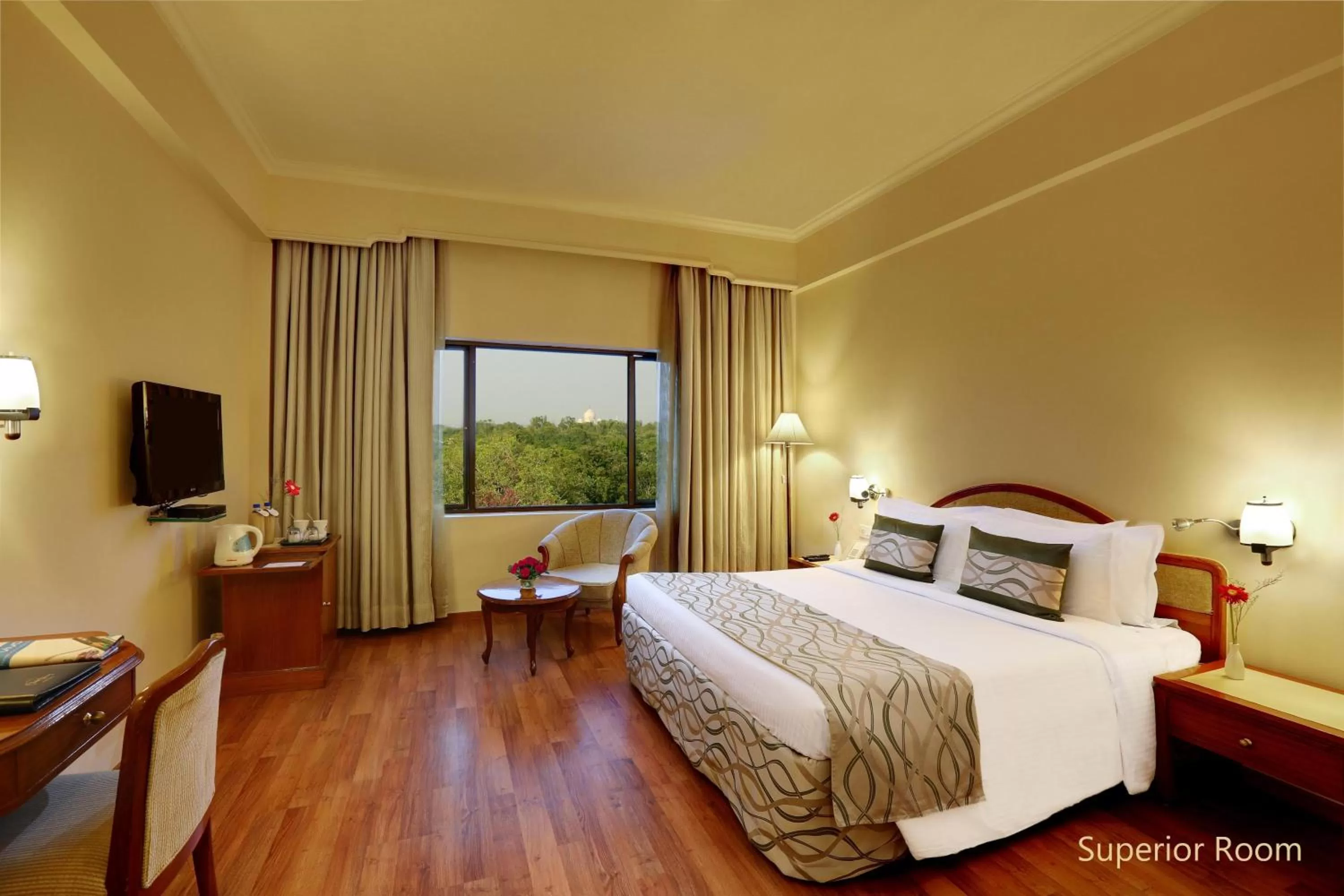 Photo of the whole room, Bed in Hotel Clarks Shiraz