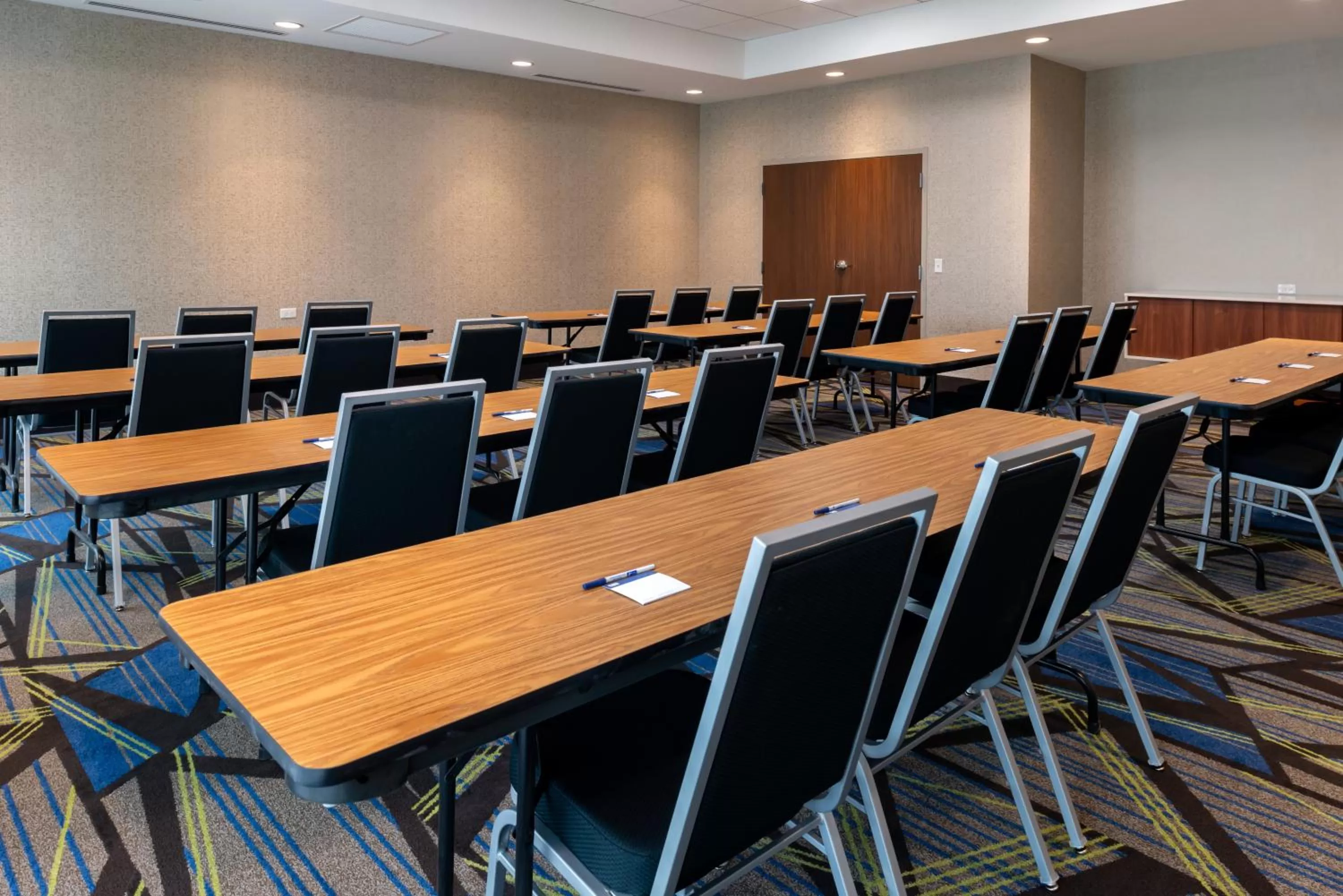 Meeting/conference room in Holiday Inn Express & Suites - Romeoville - Joliet North by IHG