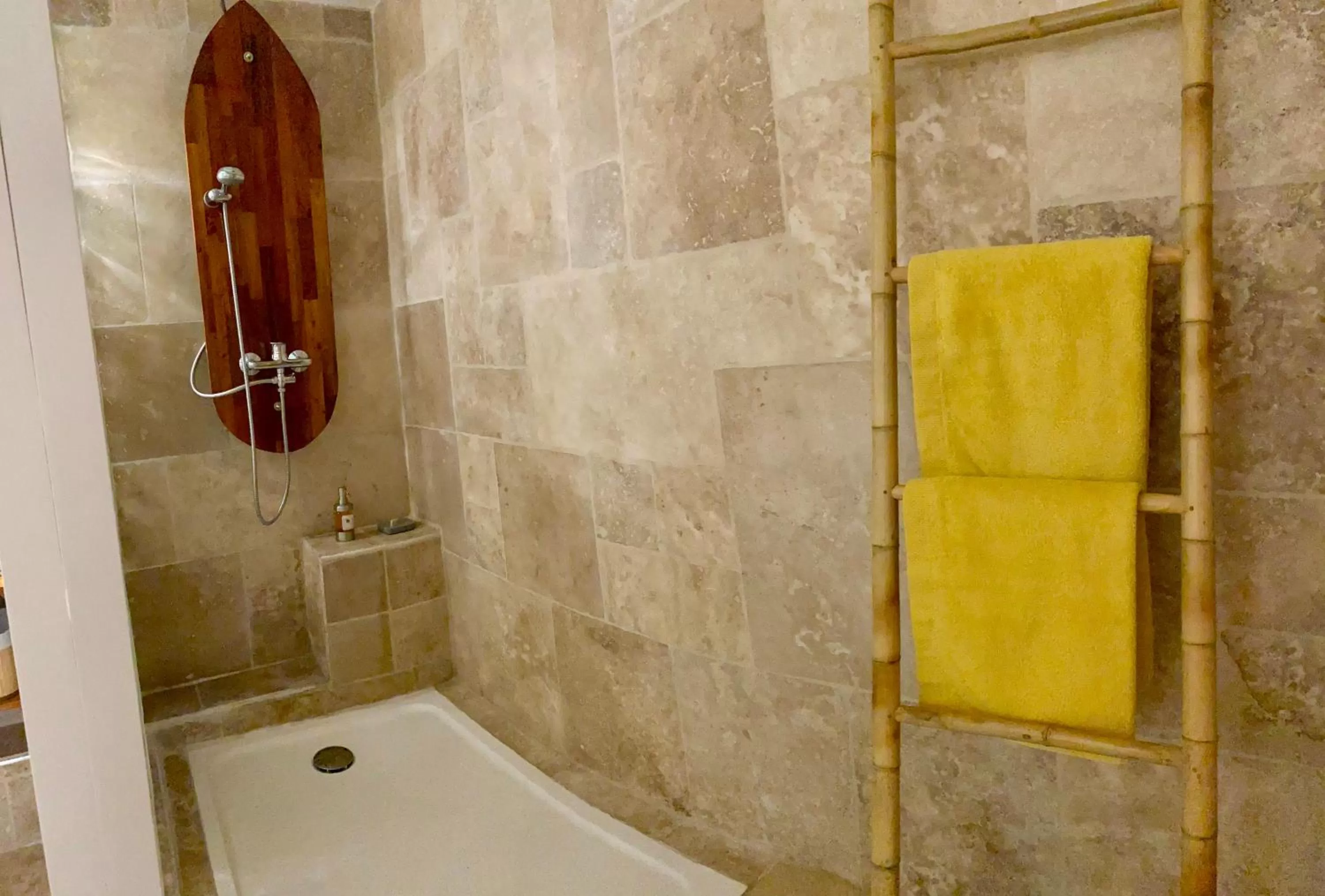 Shower in La Case O zoizos