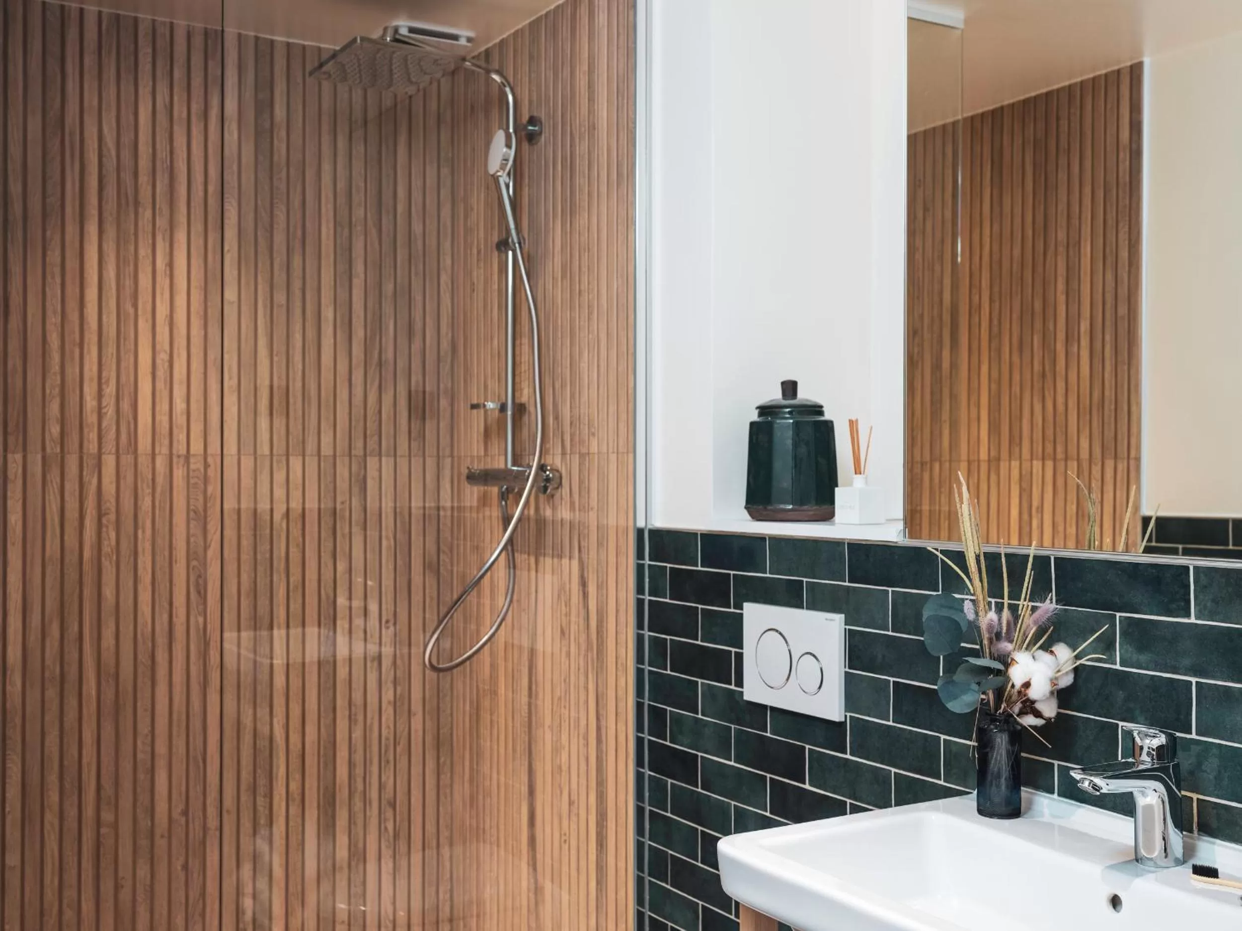 Bathroom in La Belle Ville