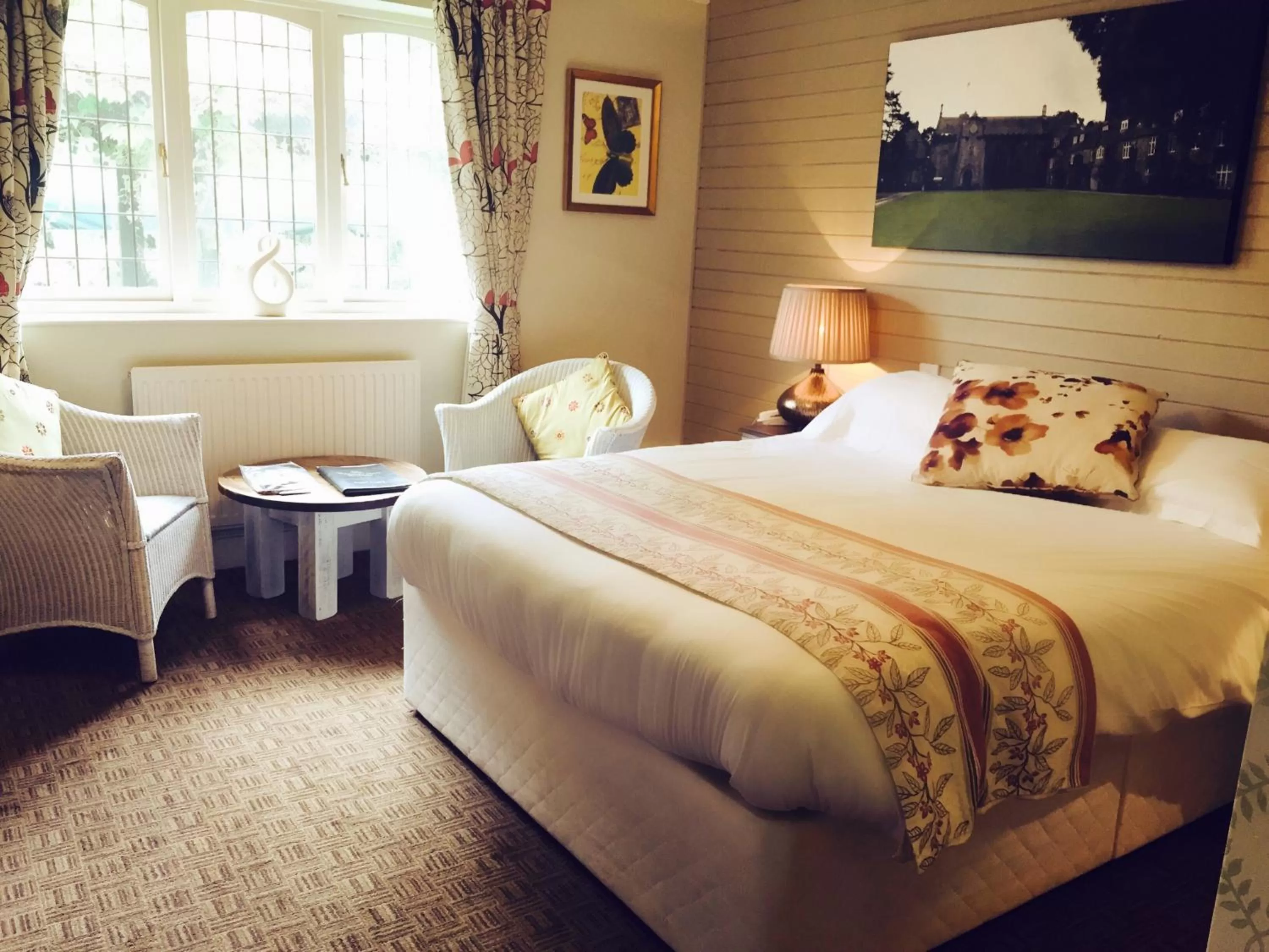 TV and multimedia in The Waterman's Arms