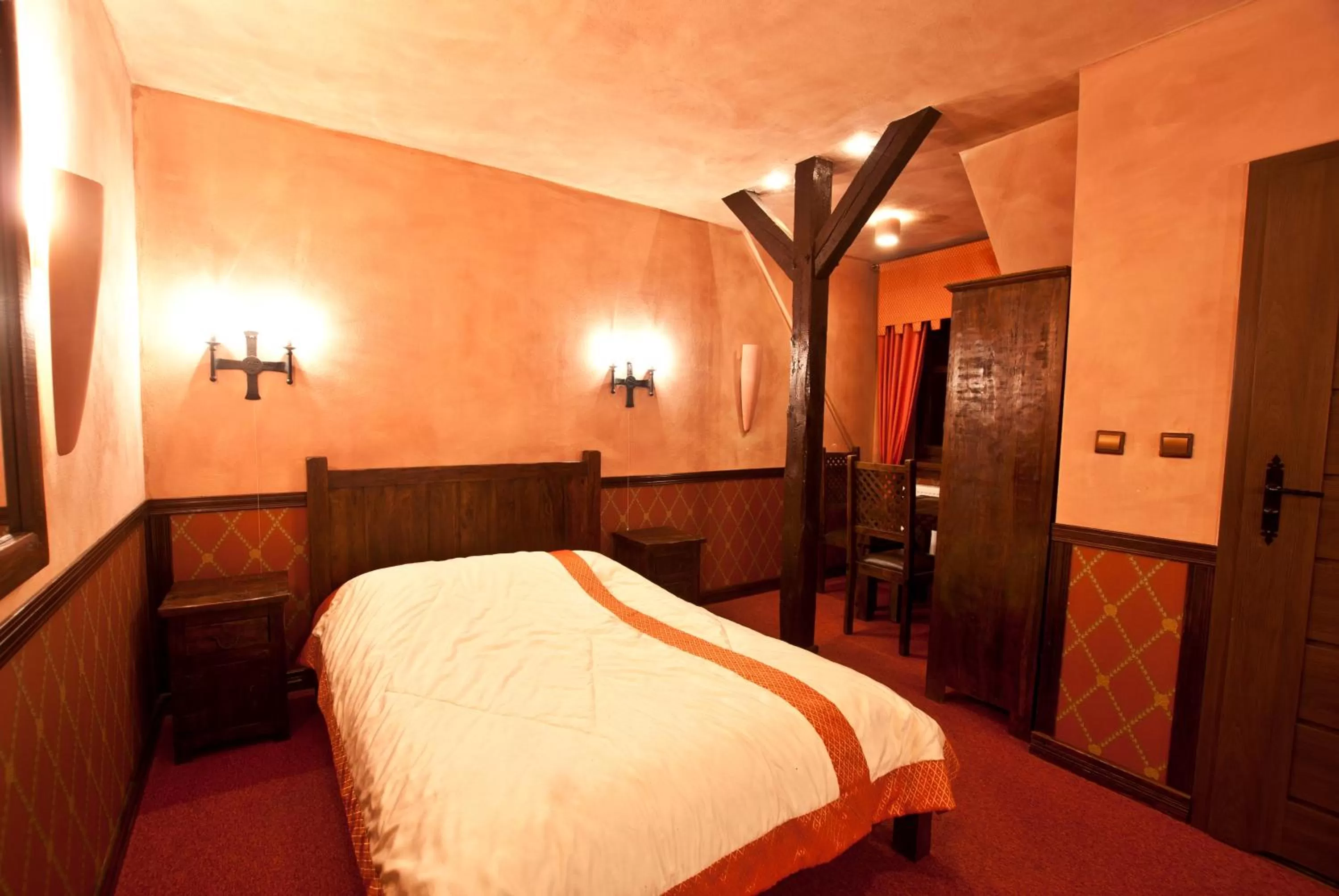 Bed in Zamek Uniejów