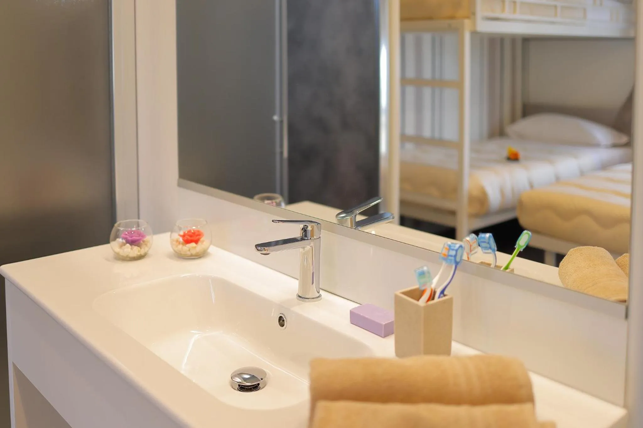 Bathroom, Bed in hu Roma Camping In Town