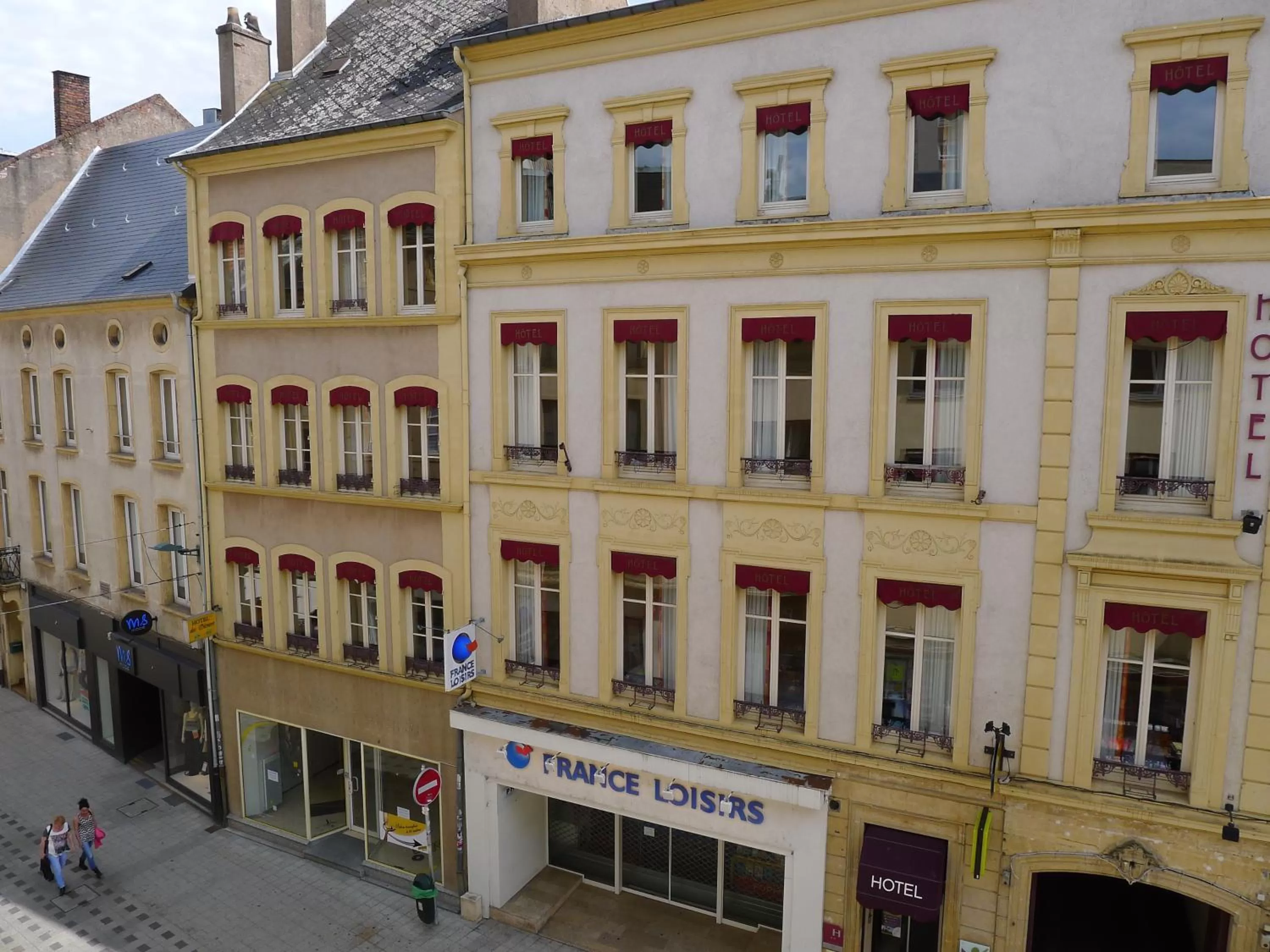 Property building in Logis-Hôtel des Oliviers