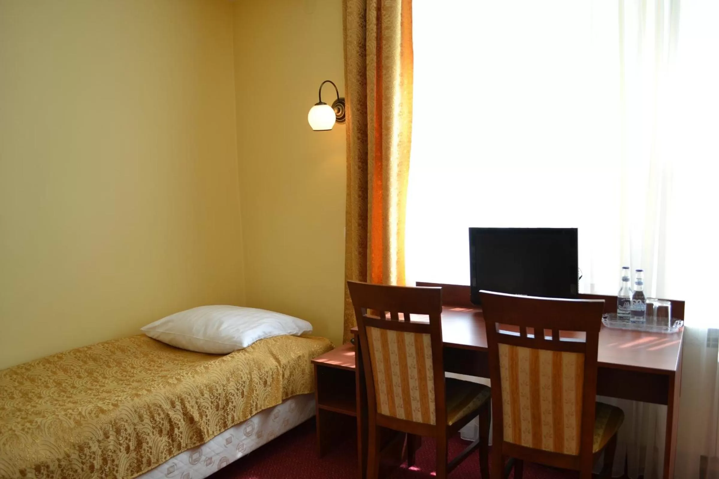 Photo of the whole room, TV/Entertainment Center in Noclegi Sezam