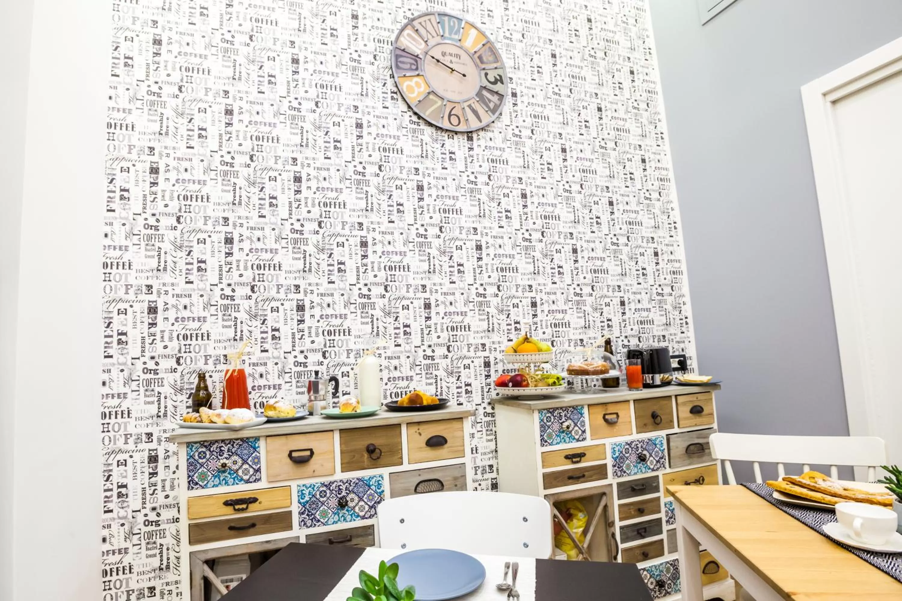 Continental breakfast in B&B Vico Milano 18