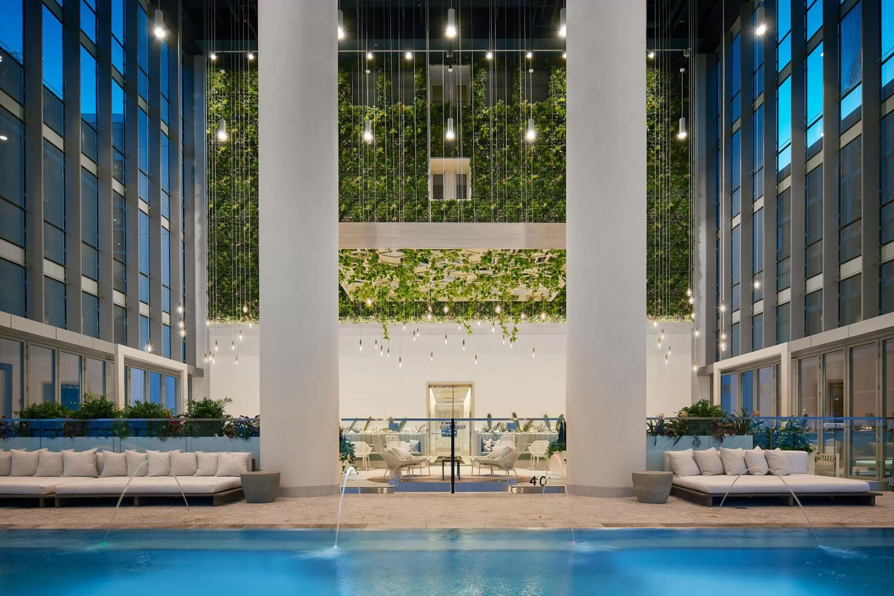 Swimming pool in Sentral Michigan Avenue