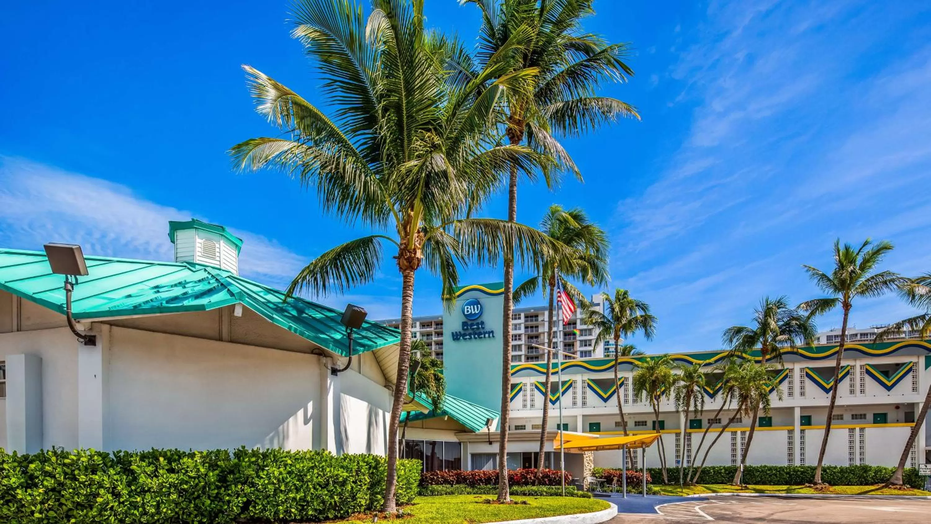 Property Building in Best Western On The Bay Inn & Marina