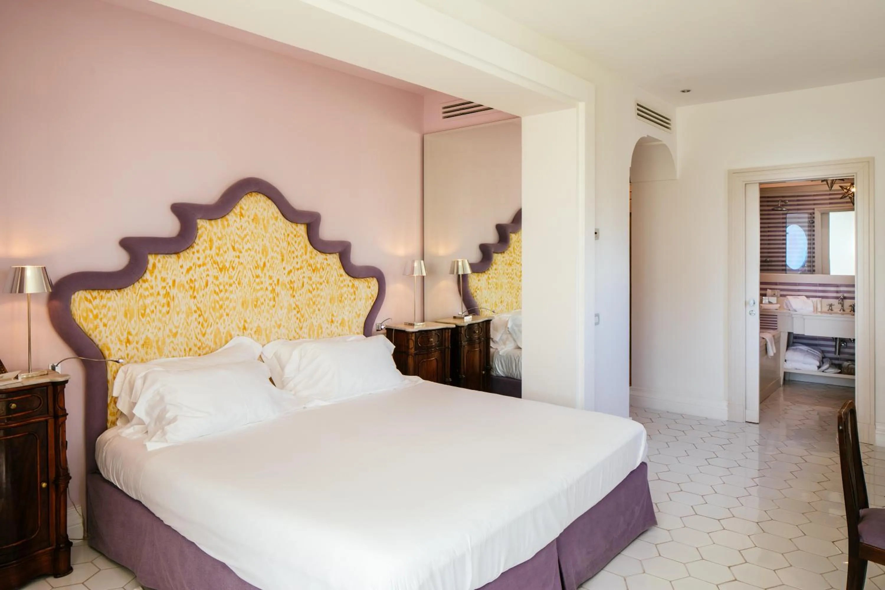 Bed in Boutique Hotel Don Alfonso 1890