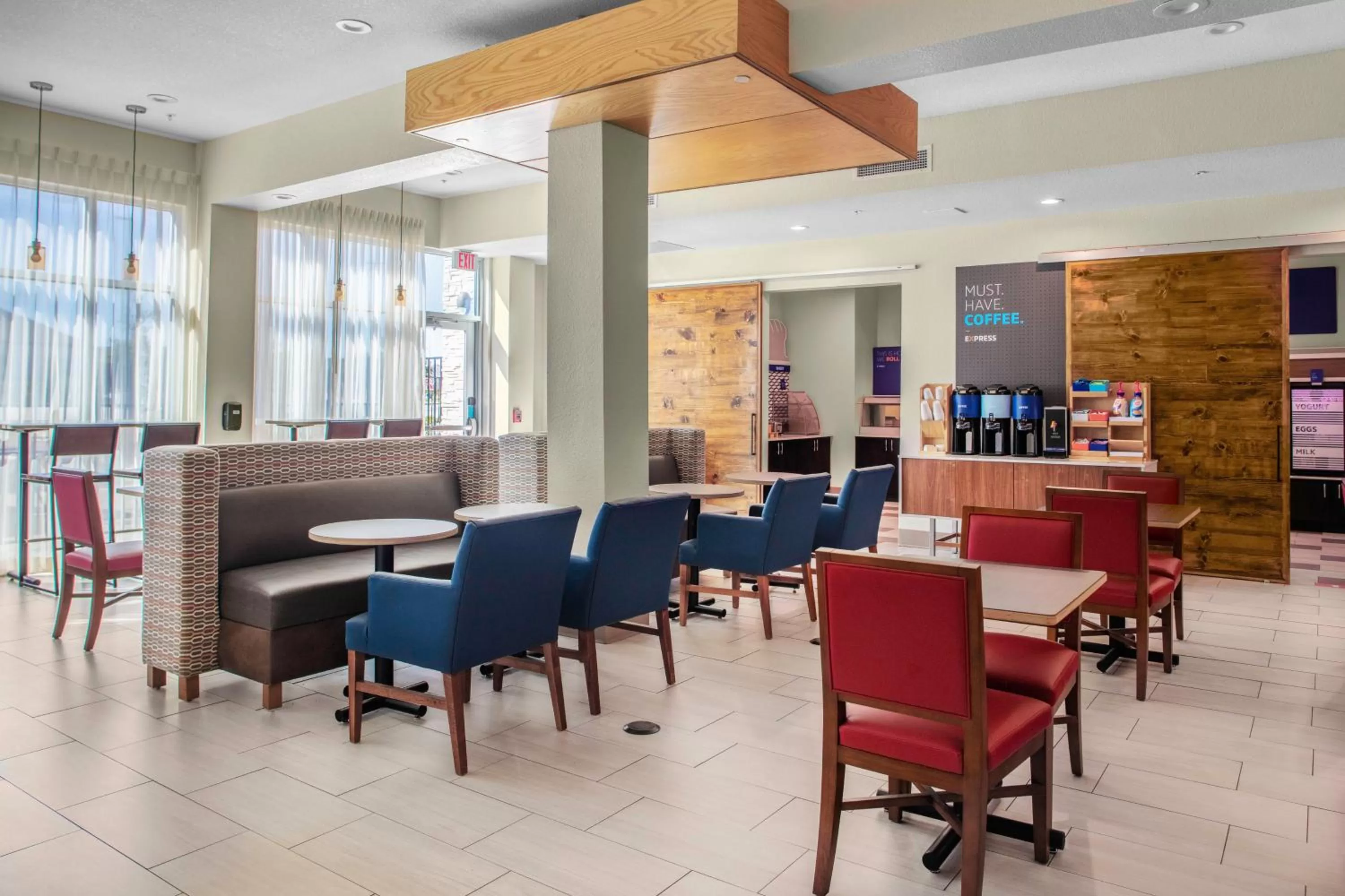 Breakfast in Holiday Inn Express & Suites Leander by IHG