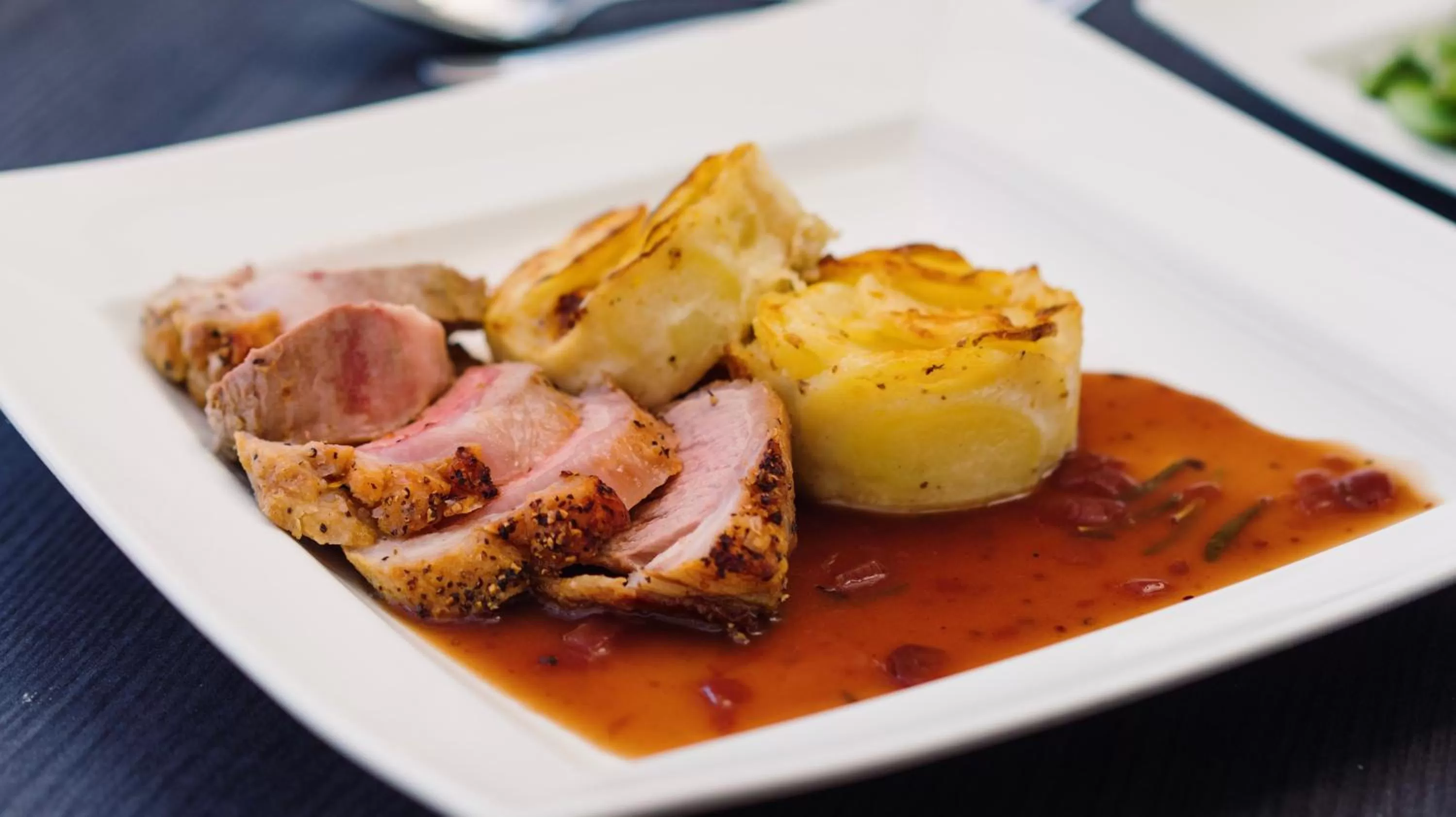 Restaurant/places to eat in The Angel Hotel