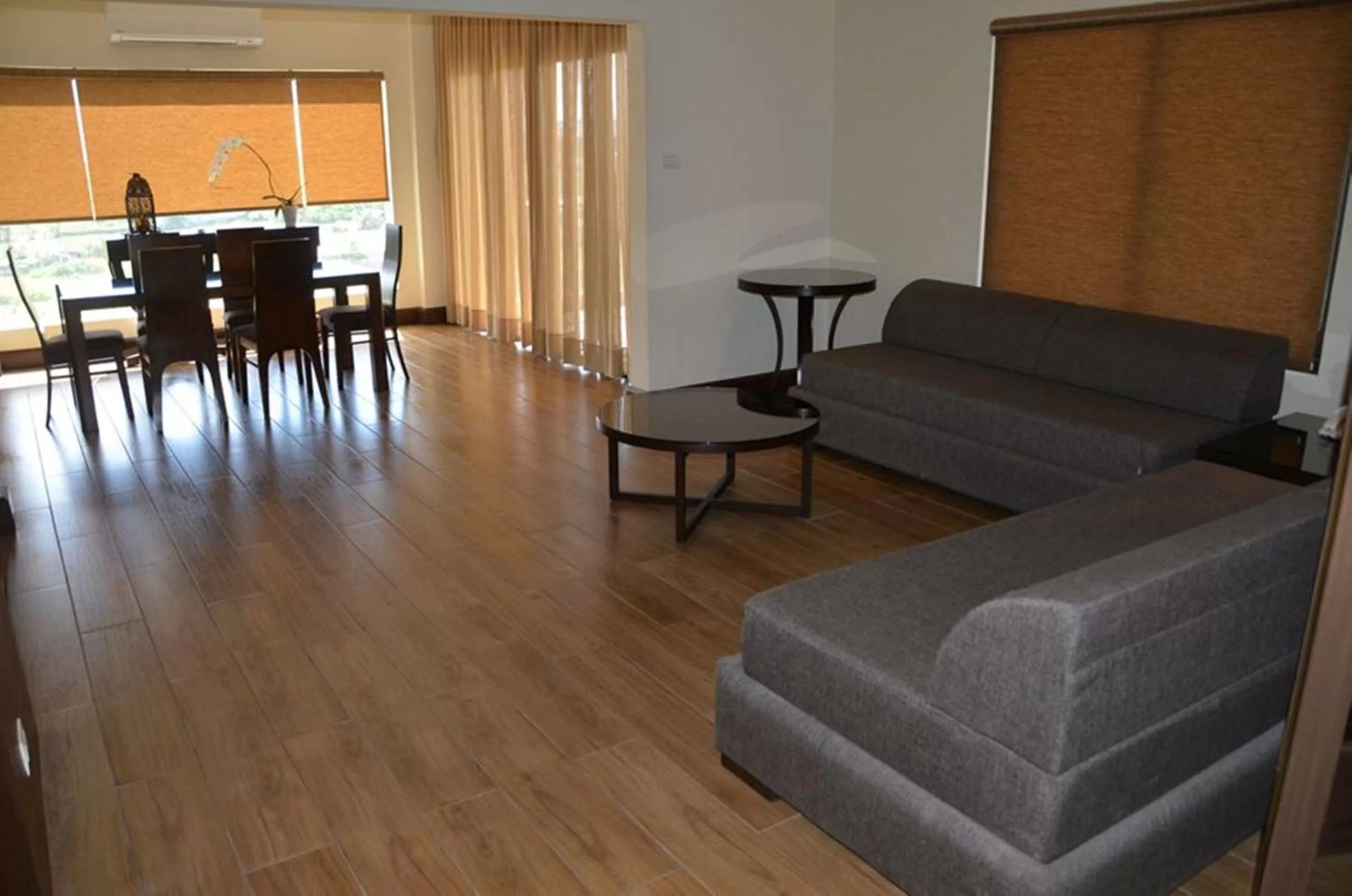 Bedroom in Hotel Monticello Tagaytay