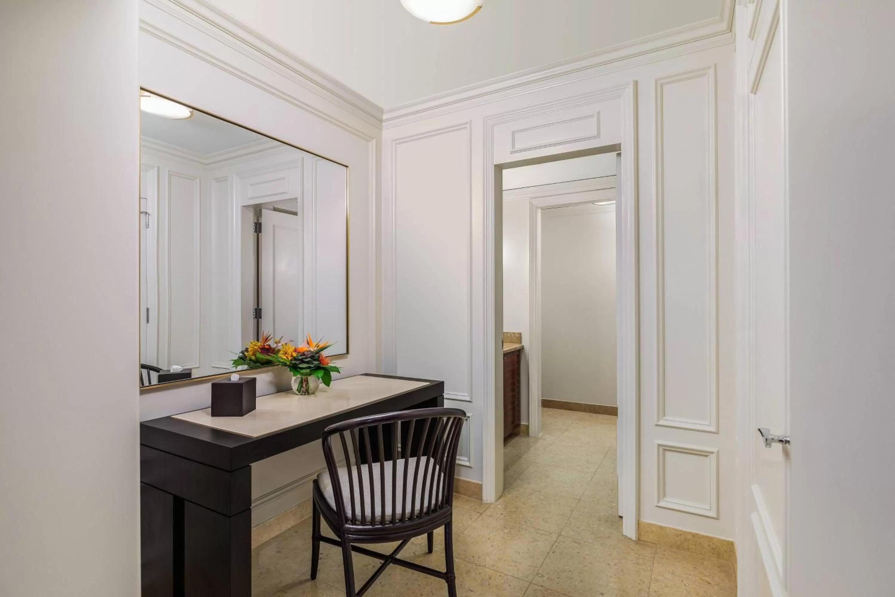 Bedroom in The Ritz-Carlton Maui, Kapalua