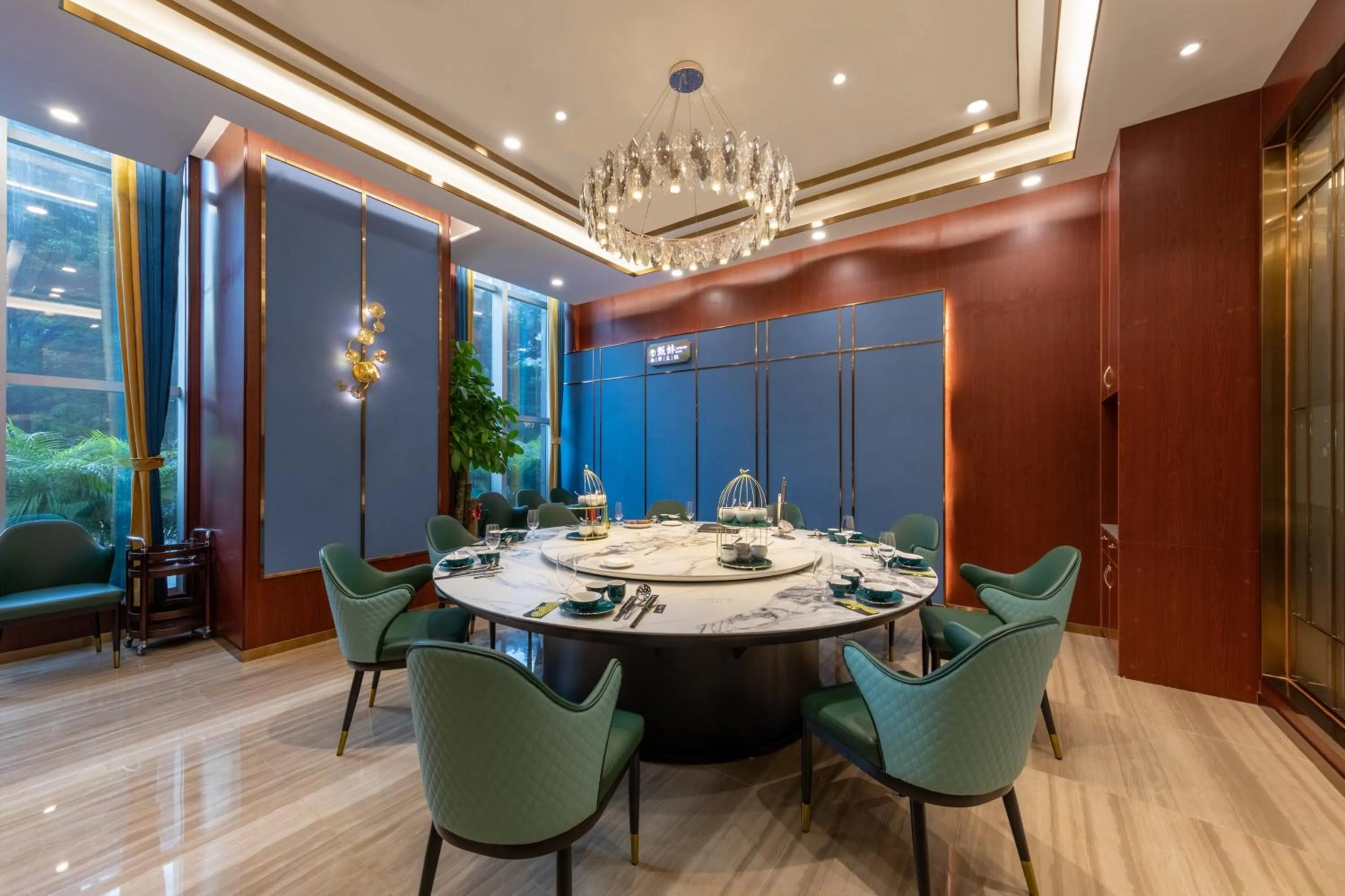 Honder International Hotel