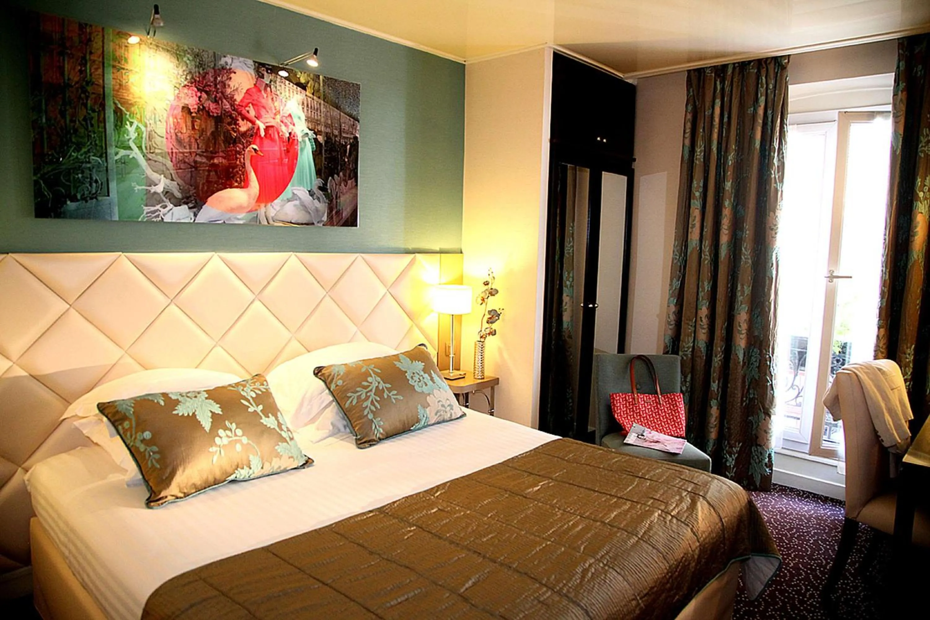 Photo of the whole room, Bed in Hotel Best Western Anjou Lafayette