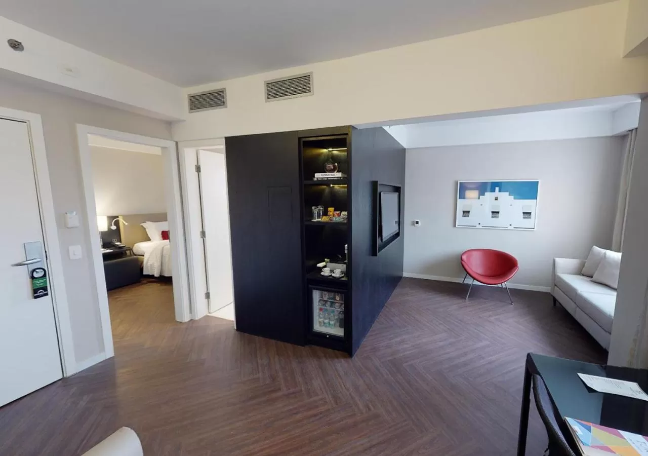 Bedroom, Bed in Estanplaza Funchal Faria Lima