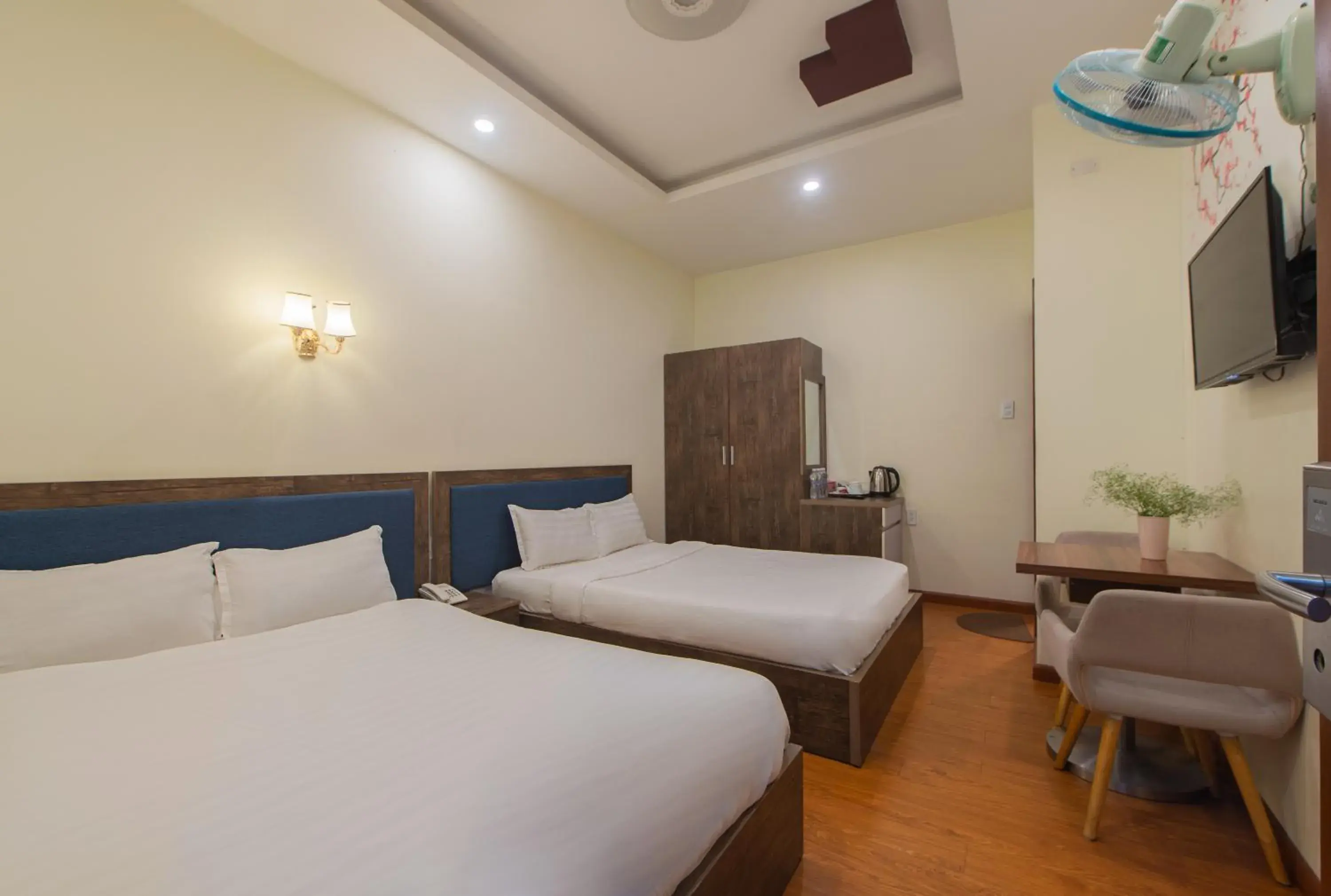 King Room with Two King Beds in Tasme Hotel King Room with Two King Beds in Tasme Hotel