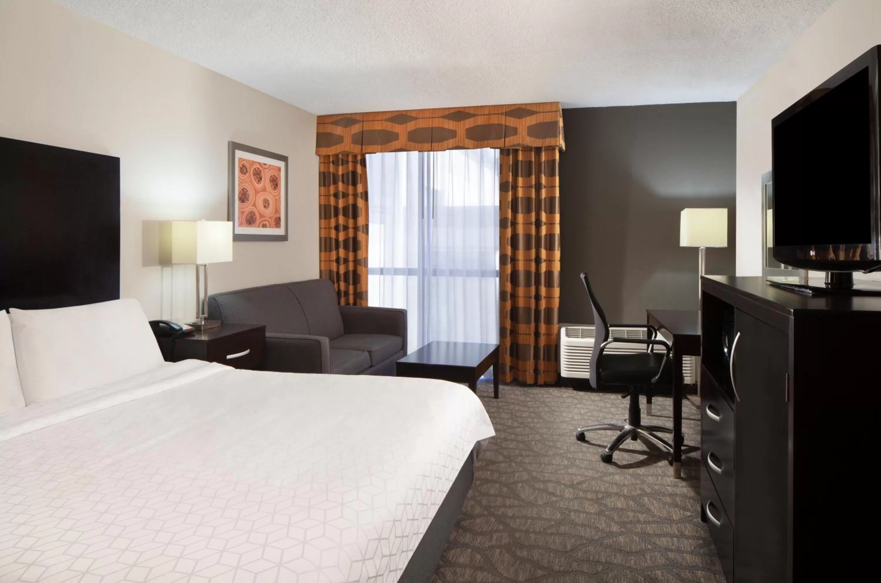 Standard King Room with Sofa Bed in Corpus Christi Airport and Conference Center