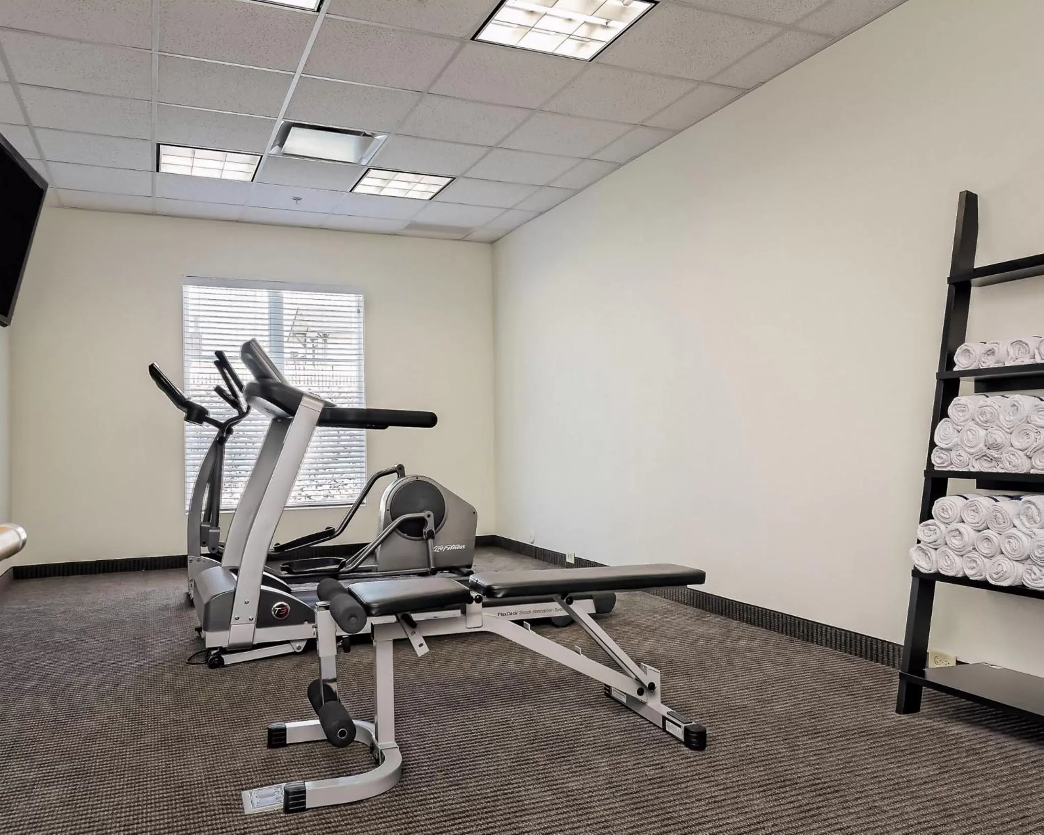 Fitness centre/facilities in Sleep Inn & Suites Fort Scott