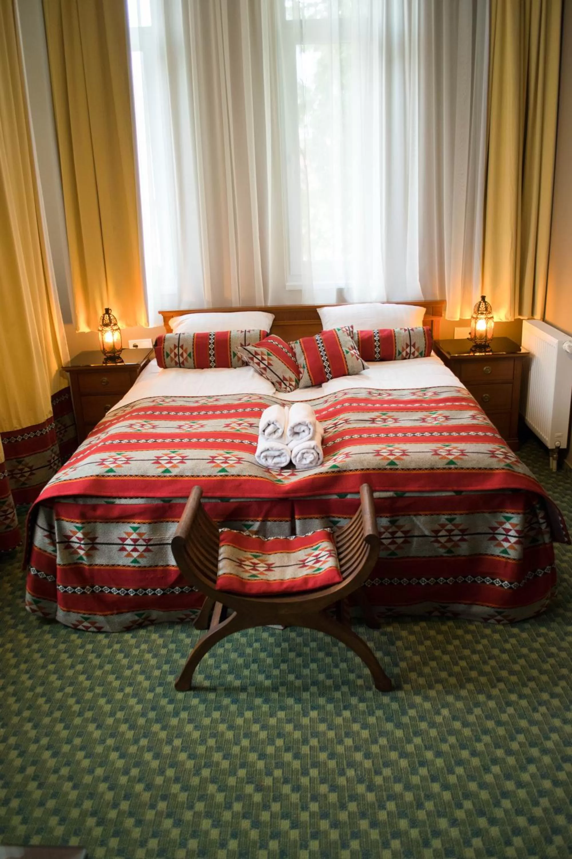 Bedroom, Bed in Petra Hotel