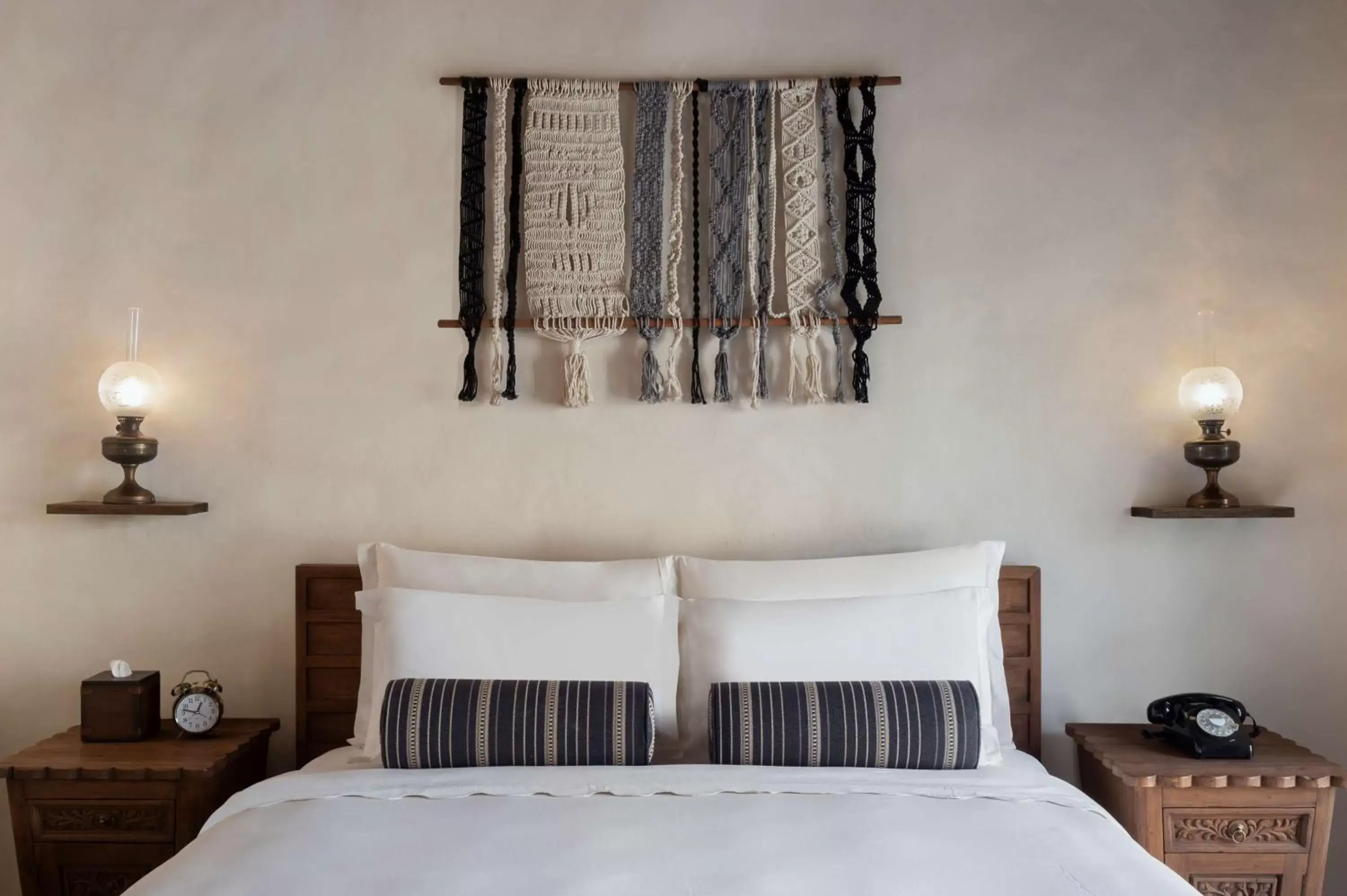 King Heritage Room in Al Seef Heritage Hotel Dubai, Curio Collection by Hilton King Heritage Room in Al Seef Heritage Hotel Dubai, Curio Collection by Hilton