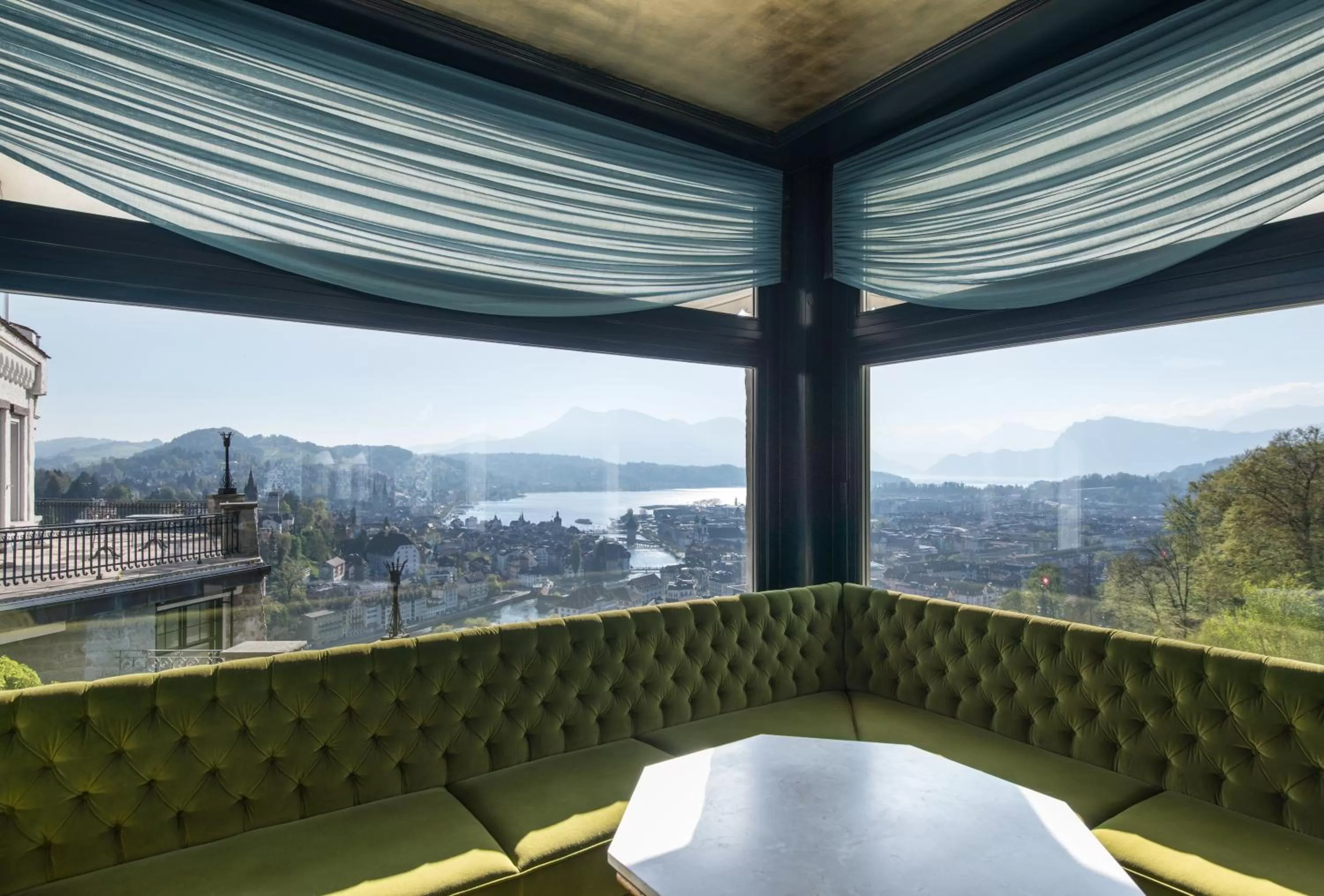 Lounge or bar in Château Gütsch