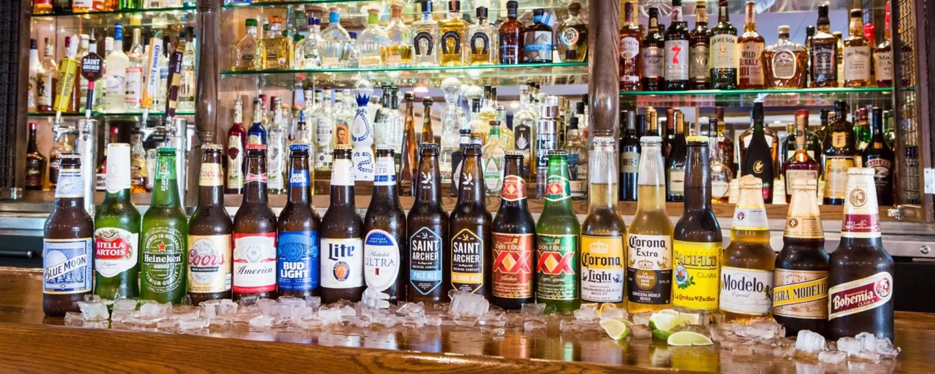 Lounge or bar in Kings Inn