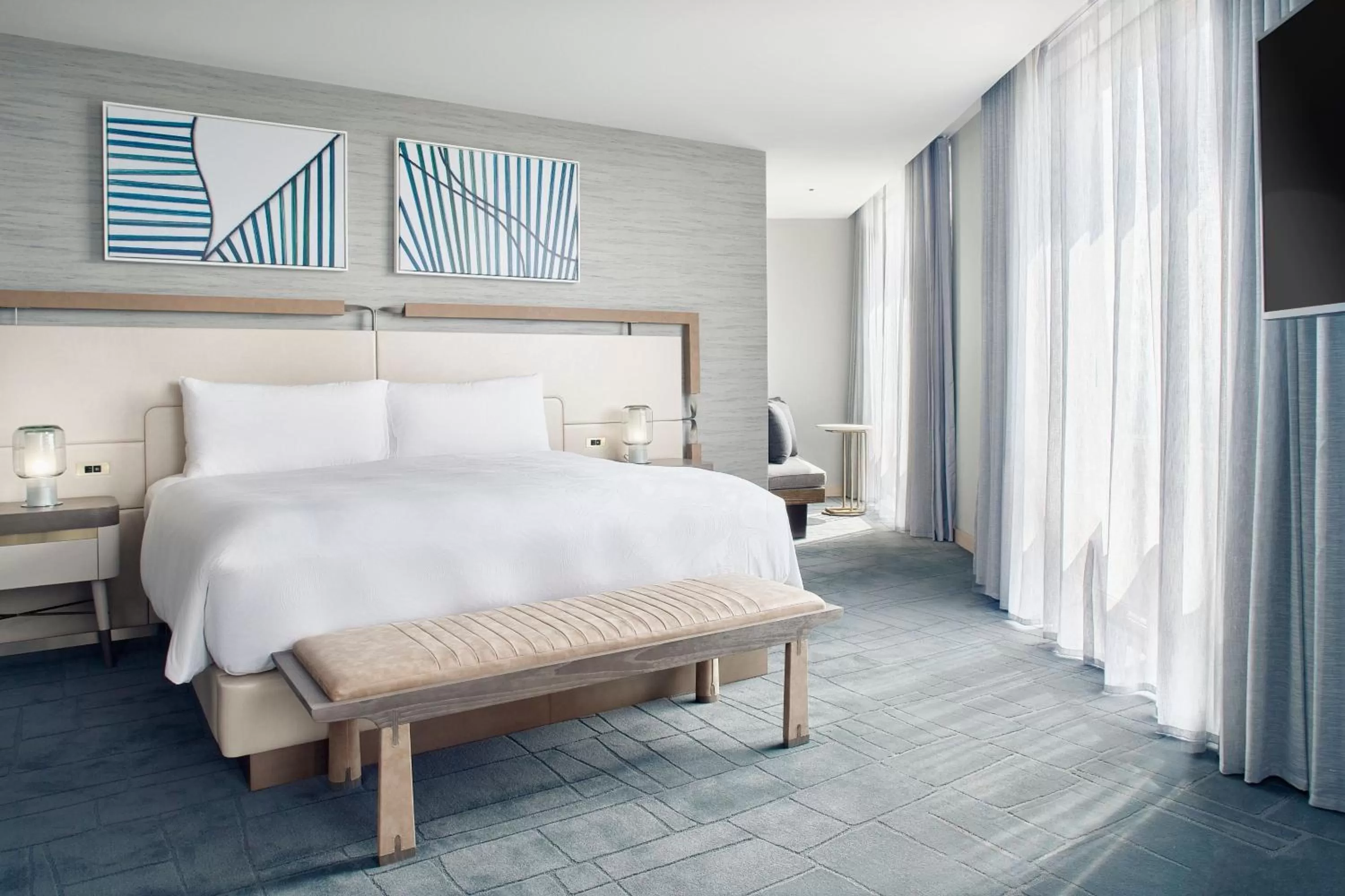 Photo of the whole room, Bed in JW Marriott Hotel Mexico City Polanco