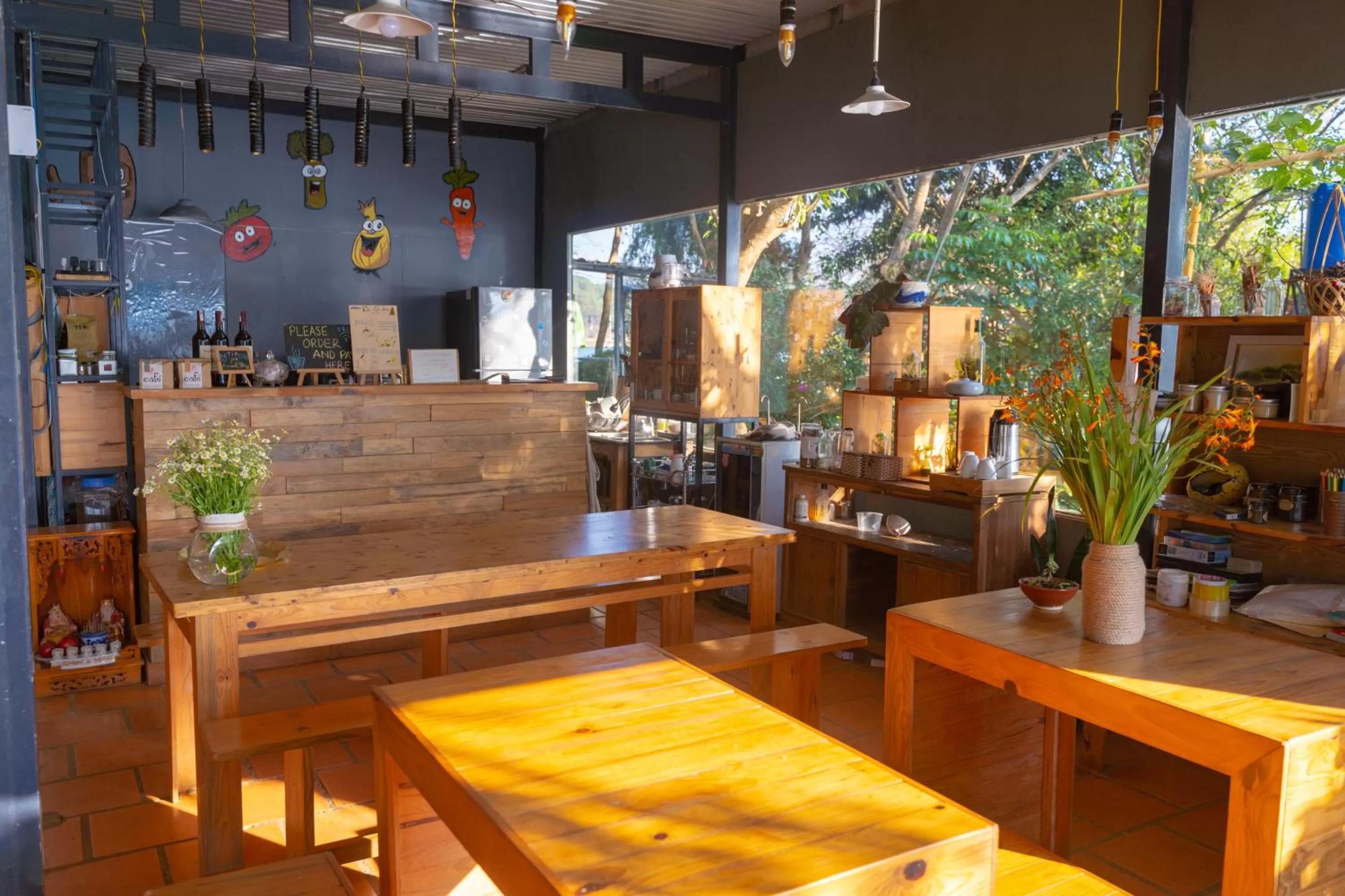 Lounge or bar in The Lake House Dalat