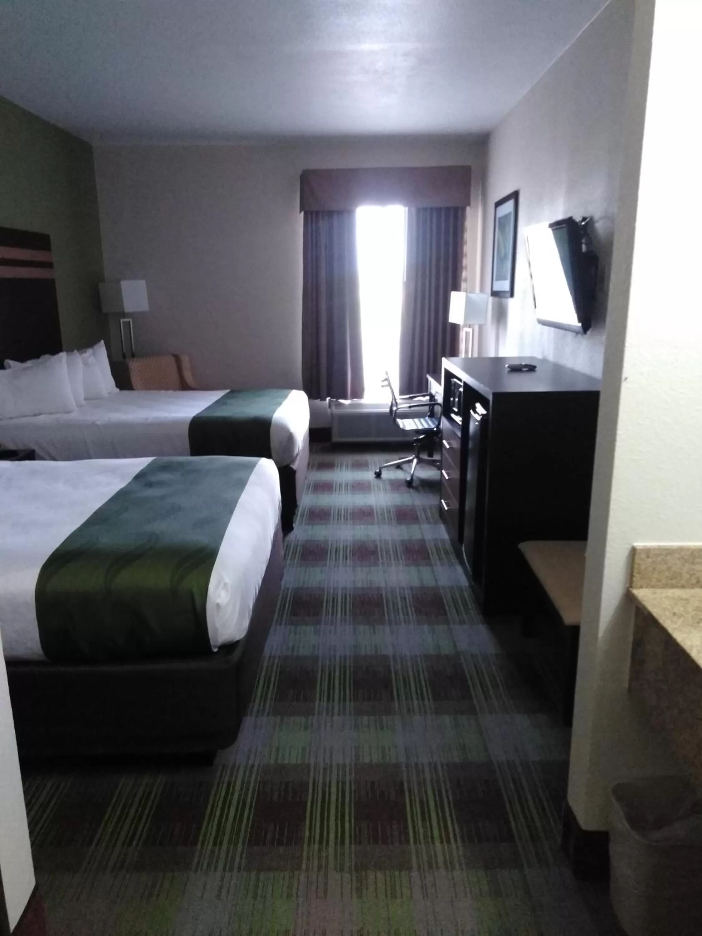 Photo of the whole room in Quality Inn & Suites Mount Vernon