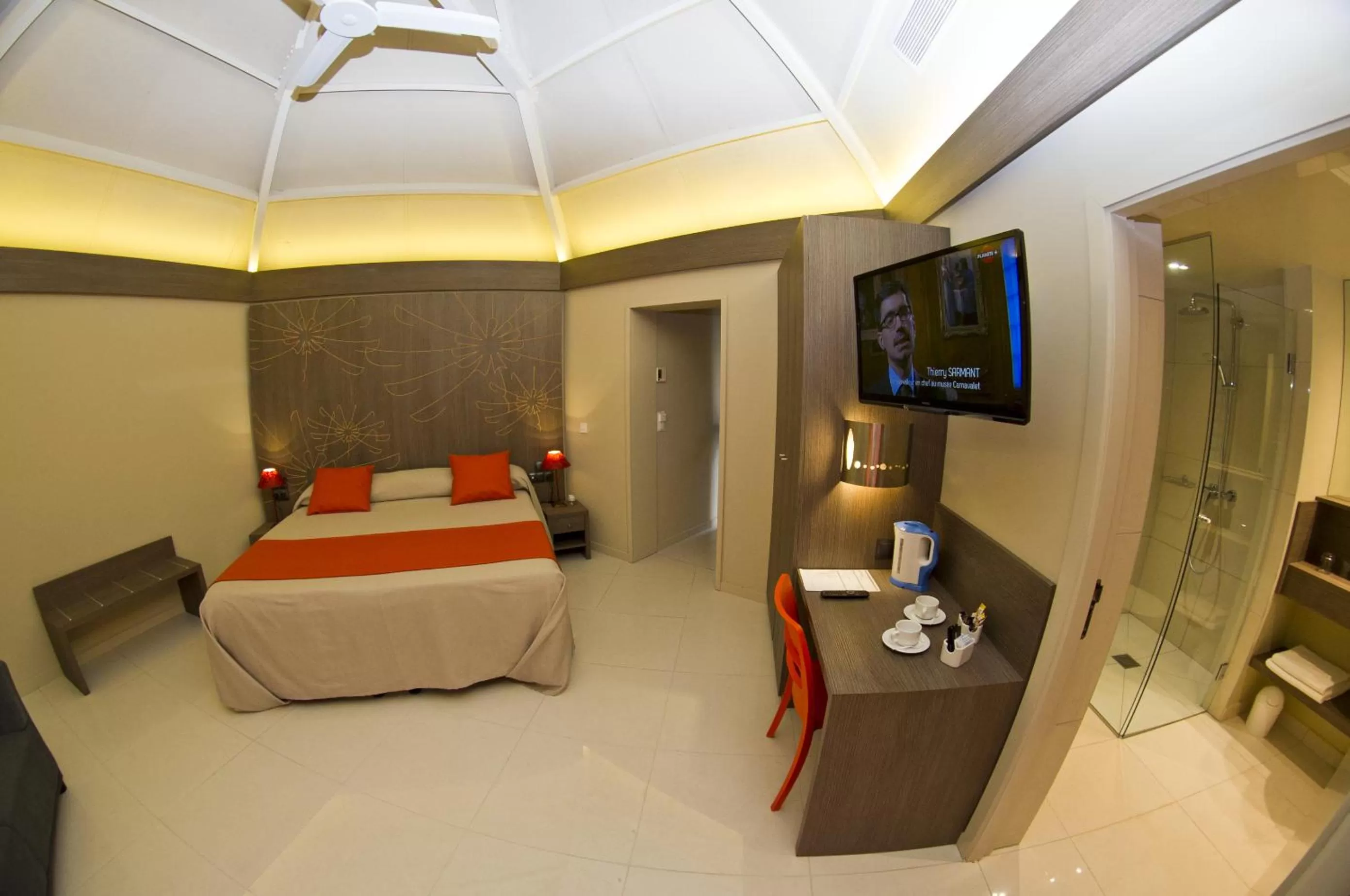 Living room, Bed in Hotel Koulnoue Village