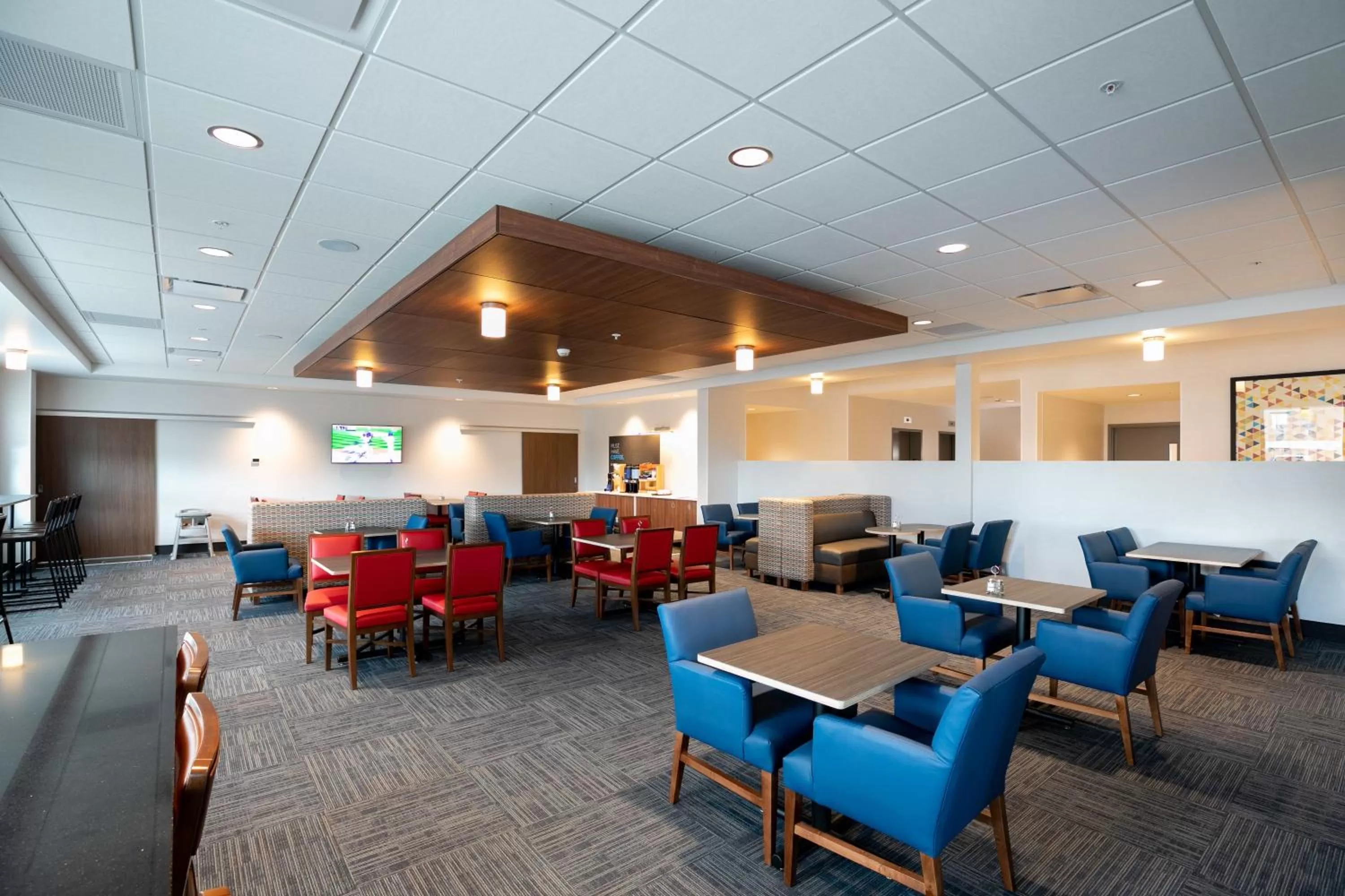 Breakfast in Holiday Inn Express - Lethbridge Southeast by IHG