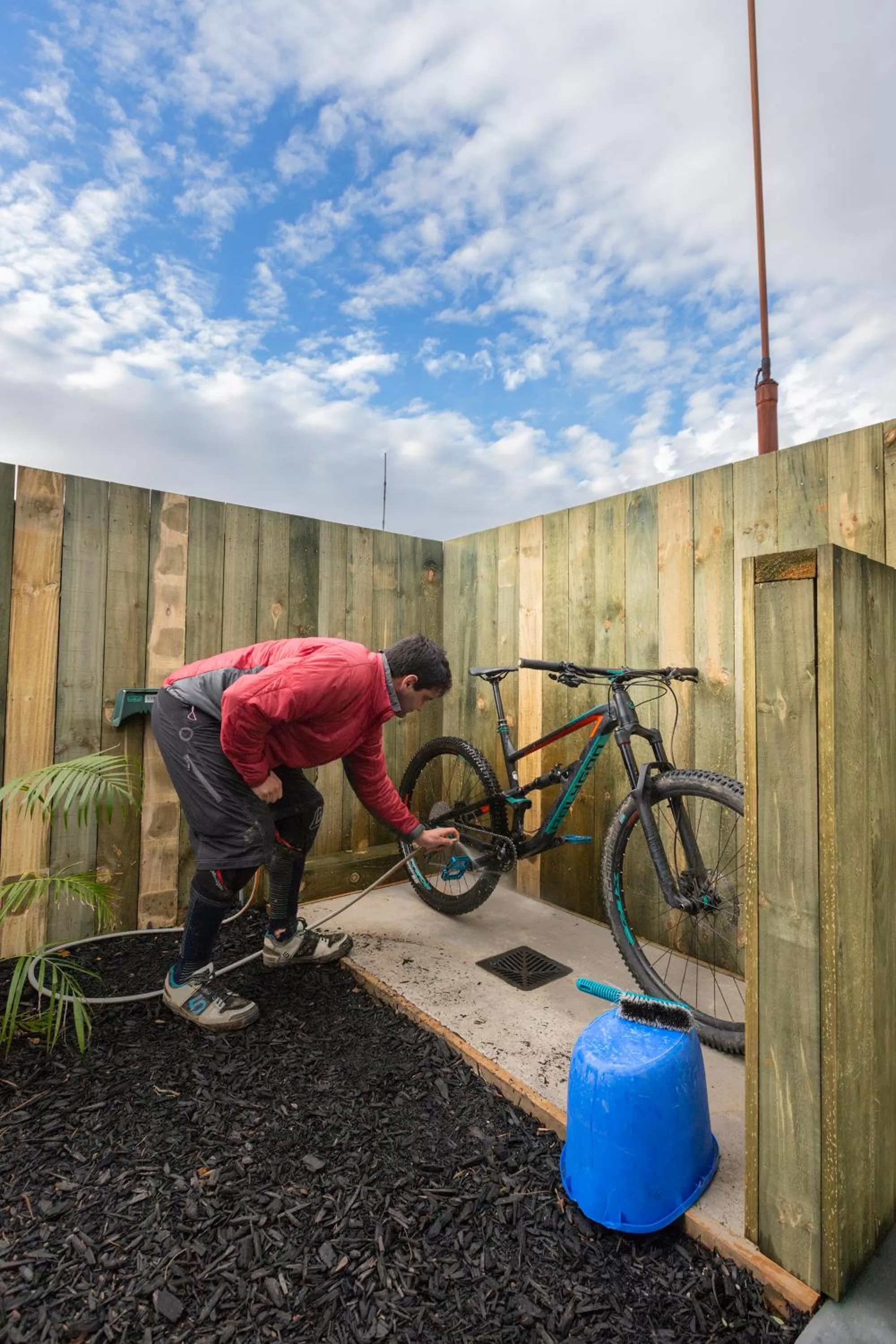 Cycling in Kings On Peace
