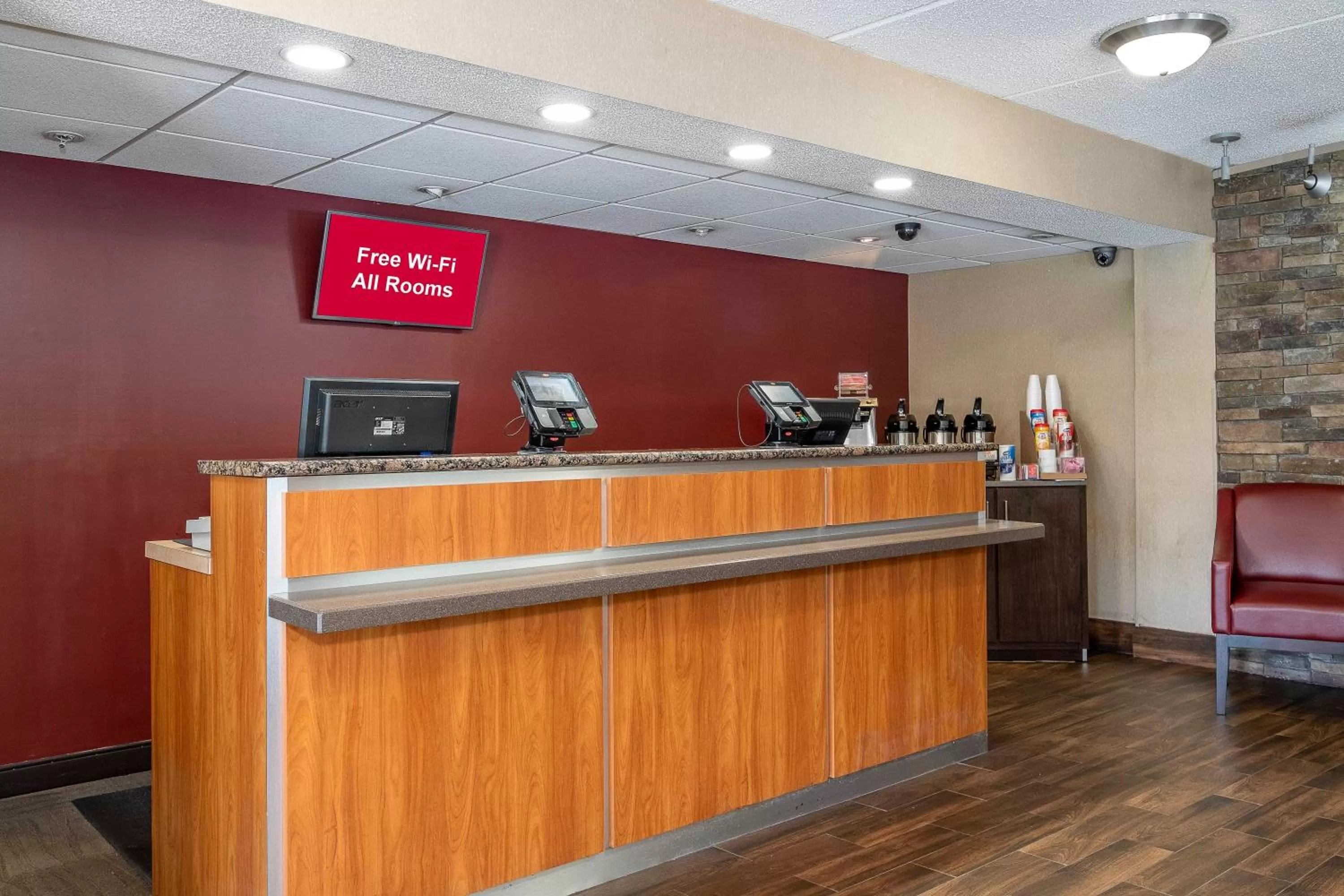 Lobby or reception in Red Roof Inn Atlanta - Smyrna/Ballpark