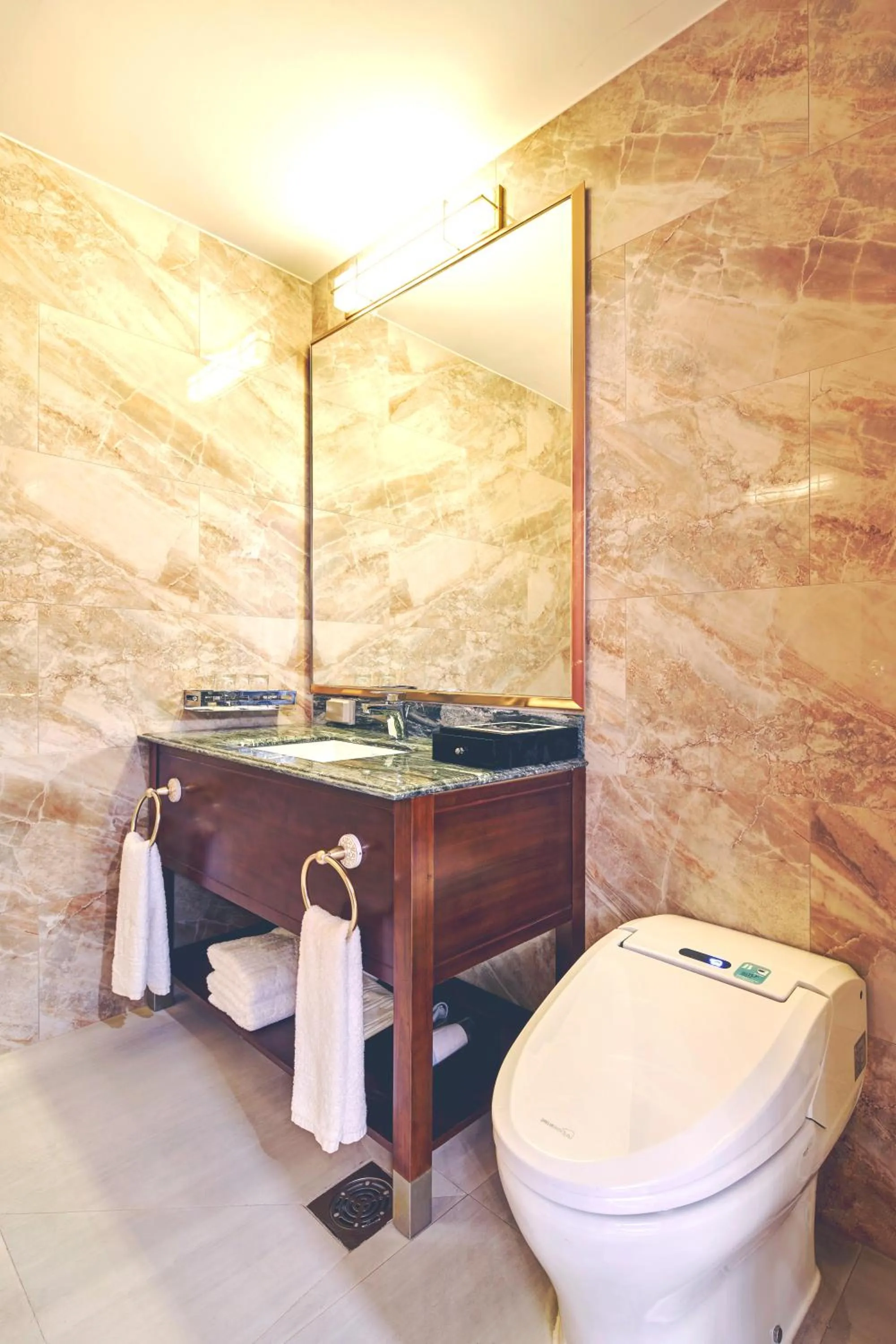 Toilet in GoldOne Hotel & Suites