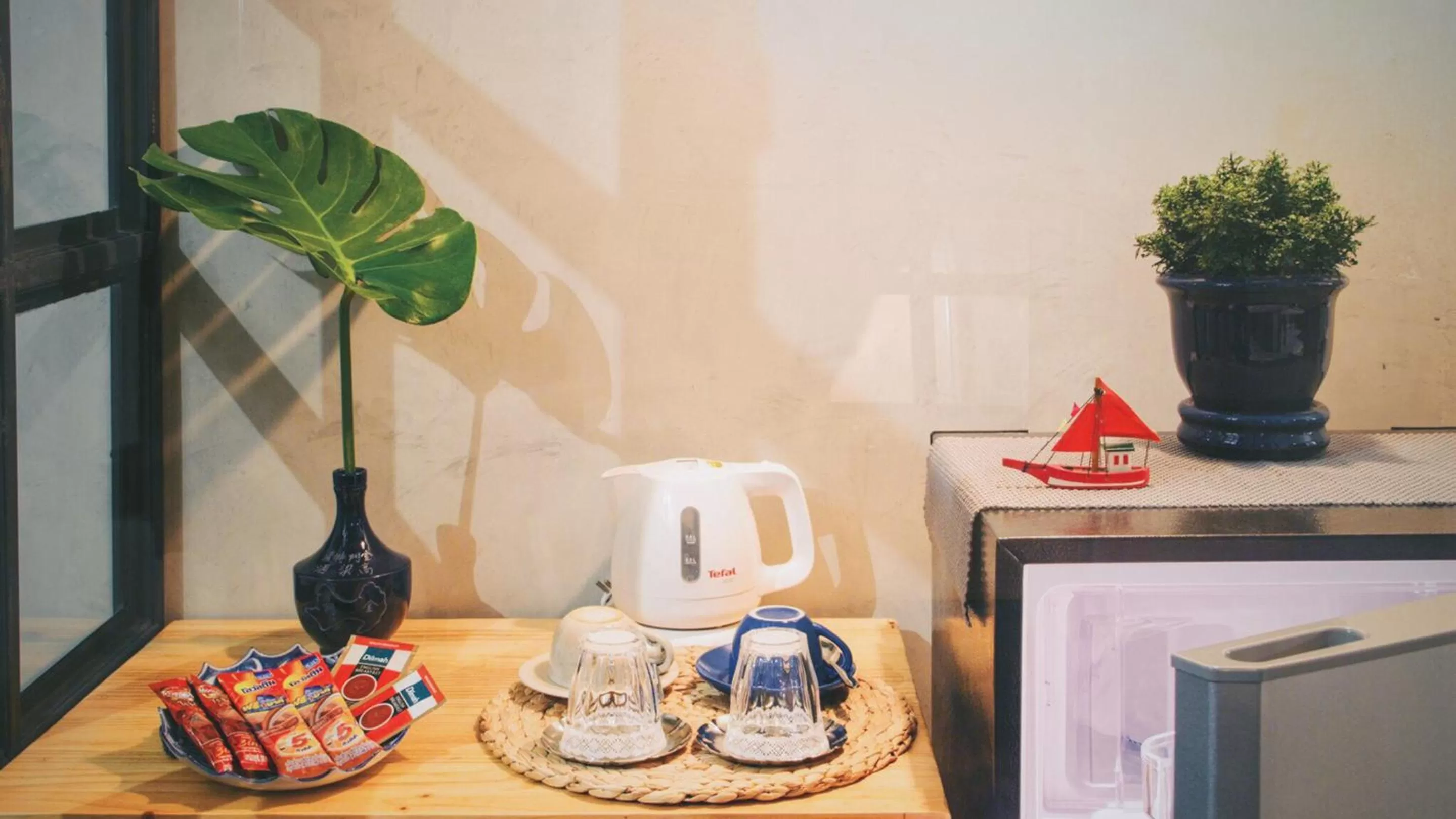 Coffee/tea facilities in Indiego Space