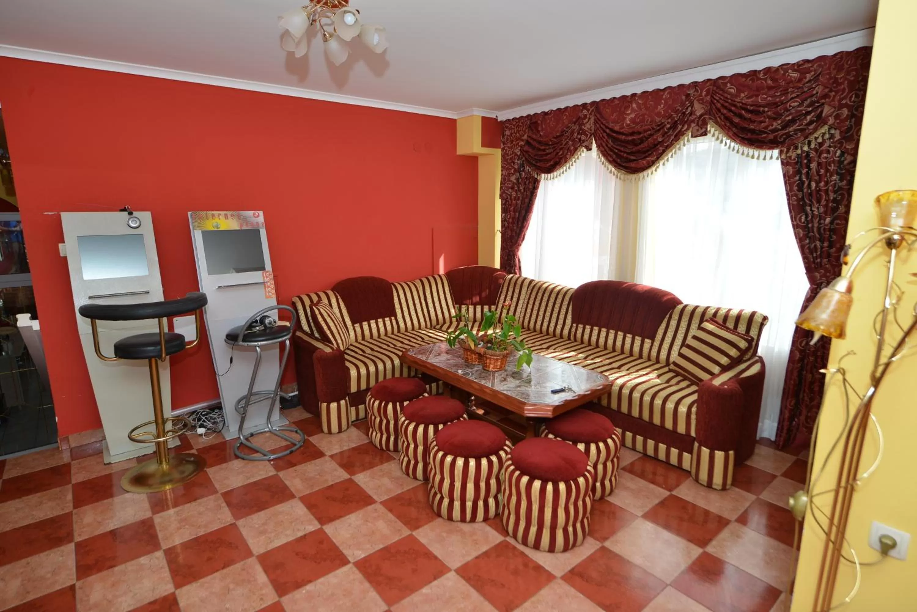 Lounge or bar, Business Area/Conference Room in Hotel Matal