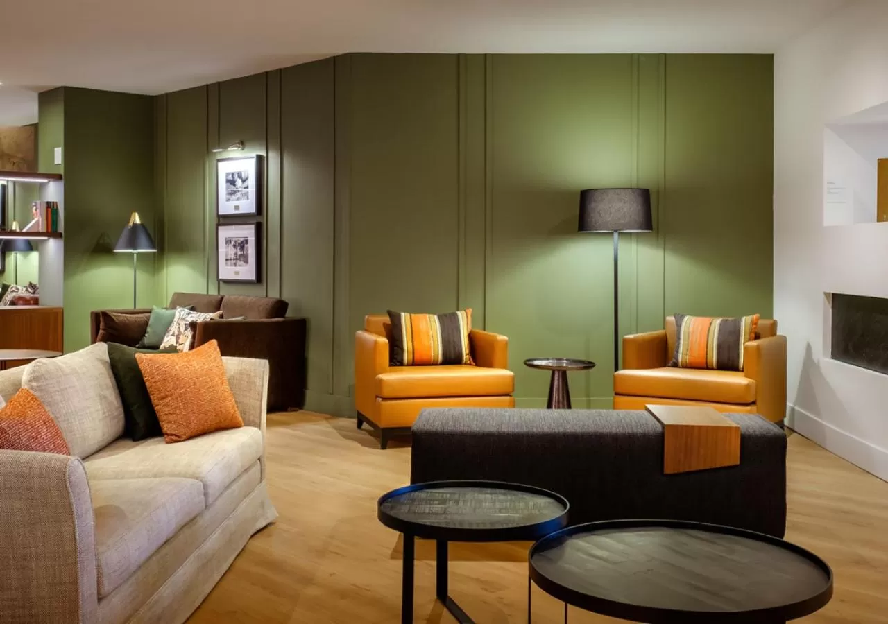 Living room in Evora Hotel