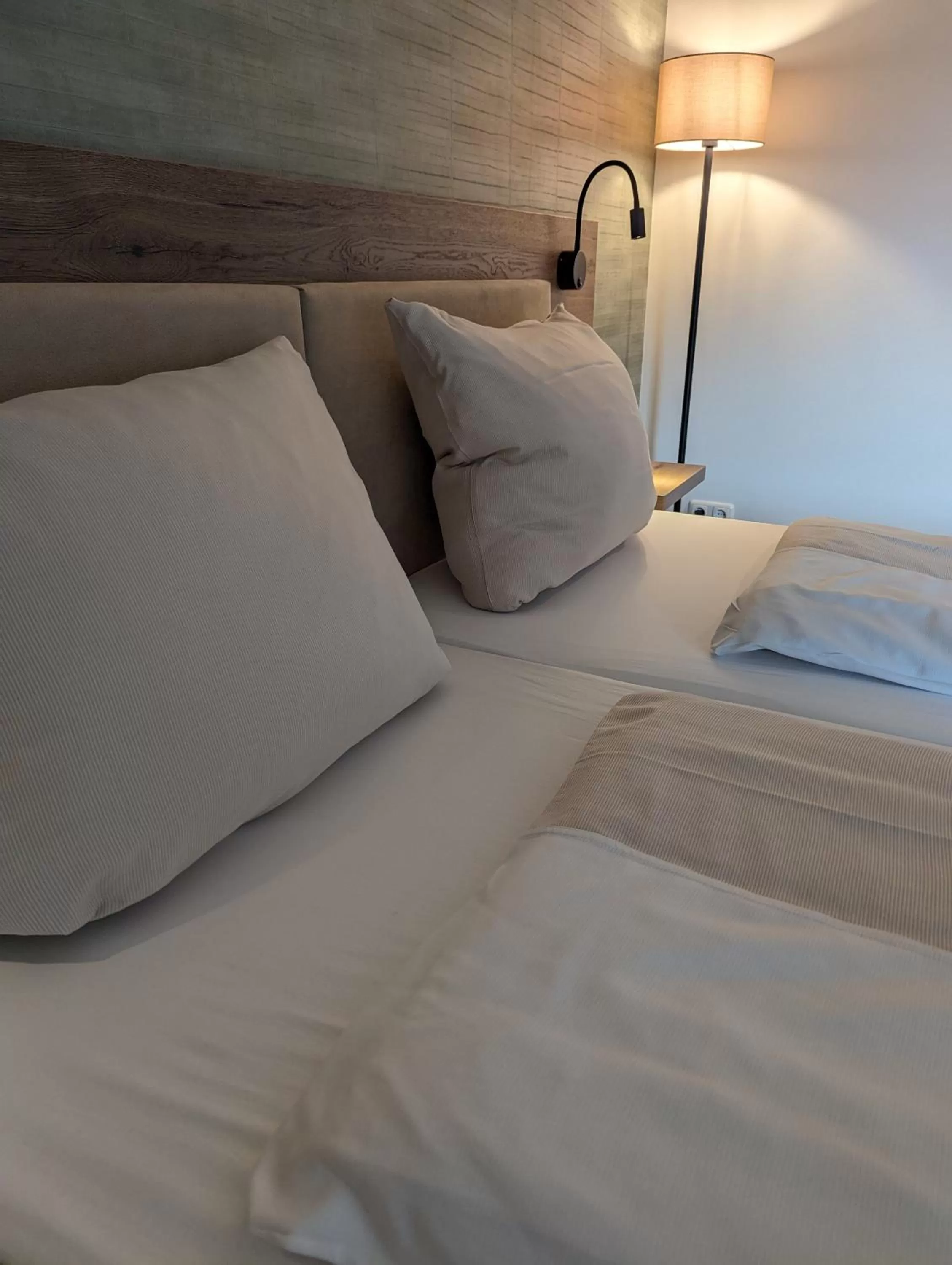 Bed in PaGa - Parkgaststaette