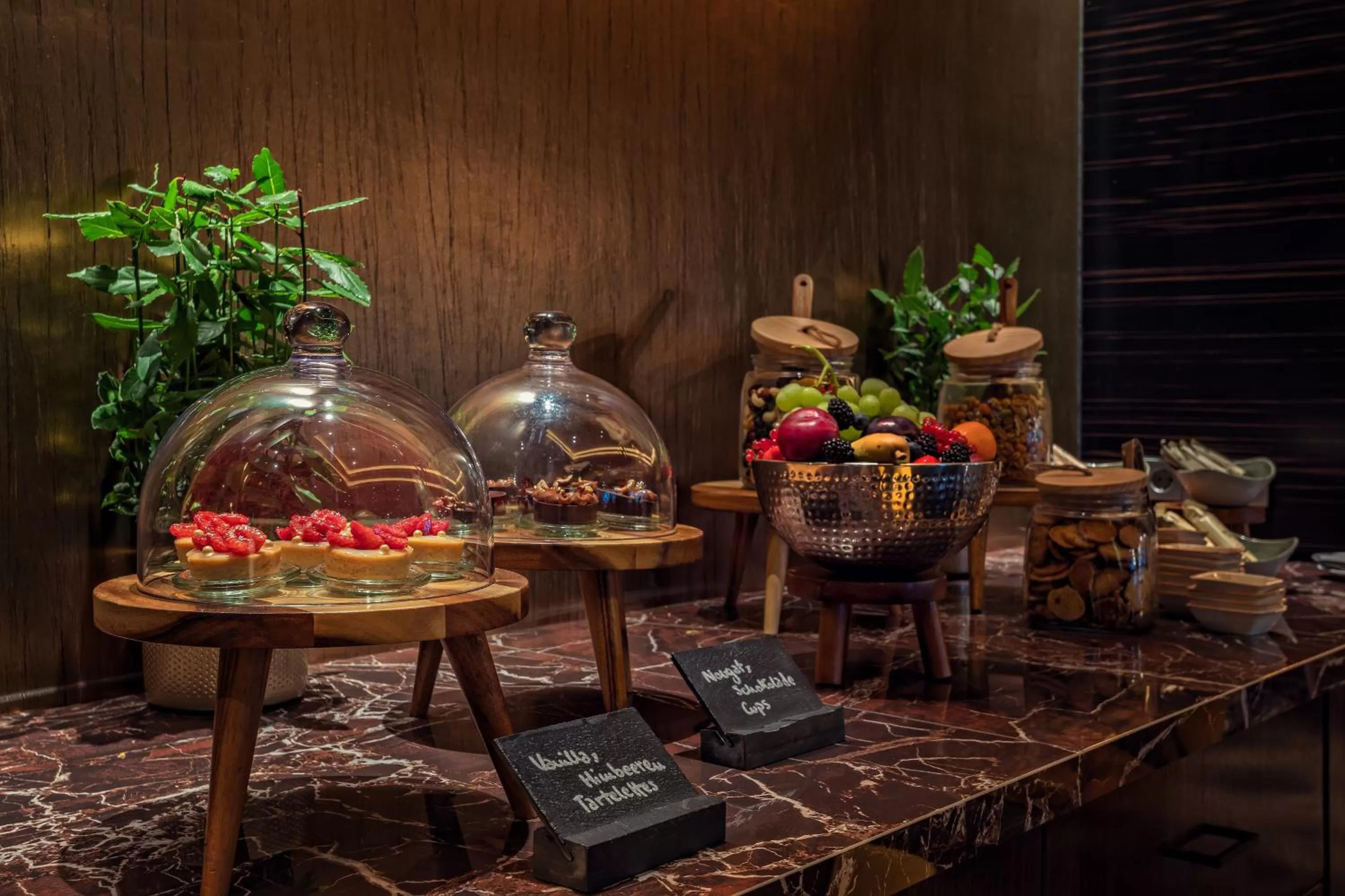 Restaurant/places to eat in Hyatt Regency Dusseldorf