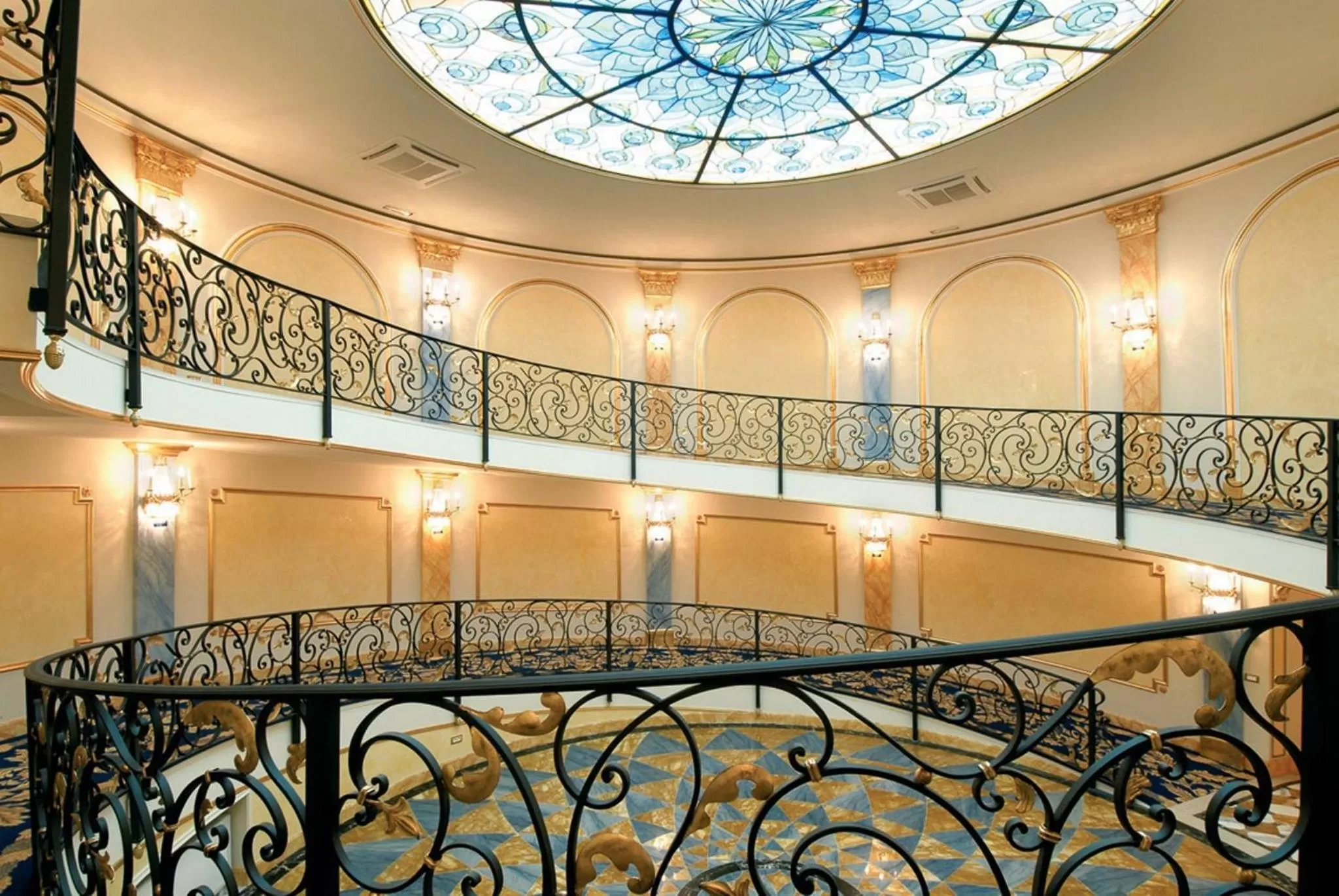 Decorative detail in Hotel Regina Palace