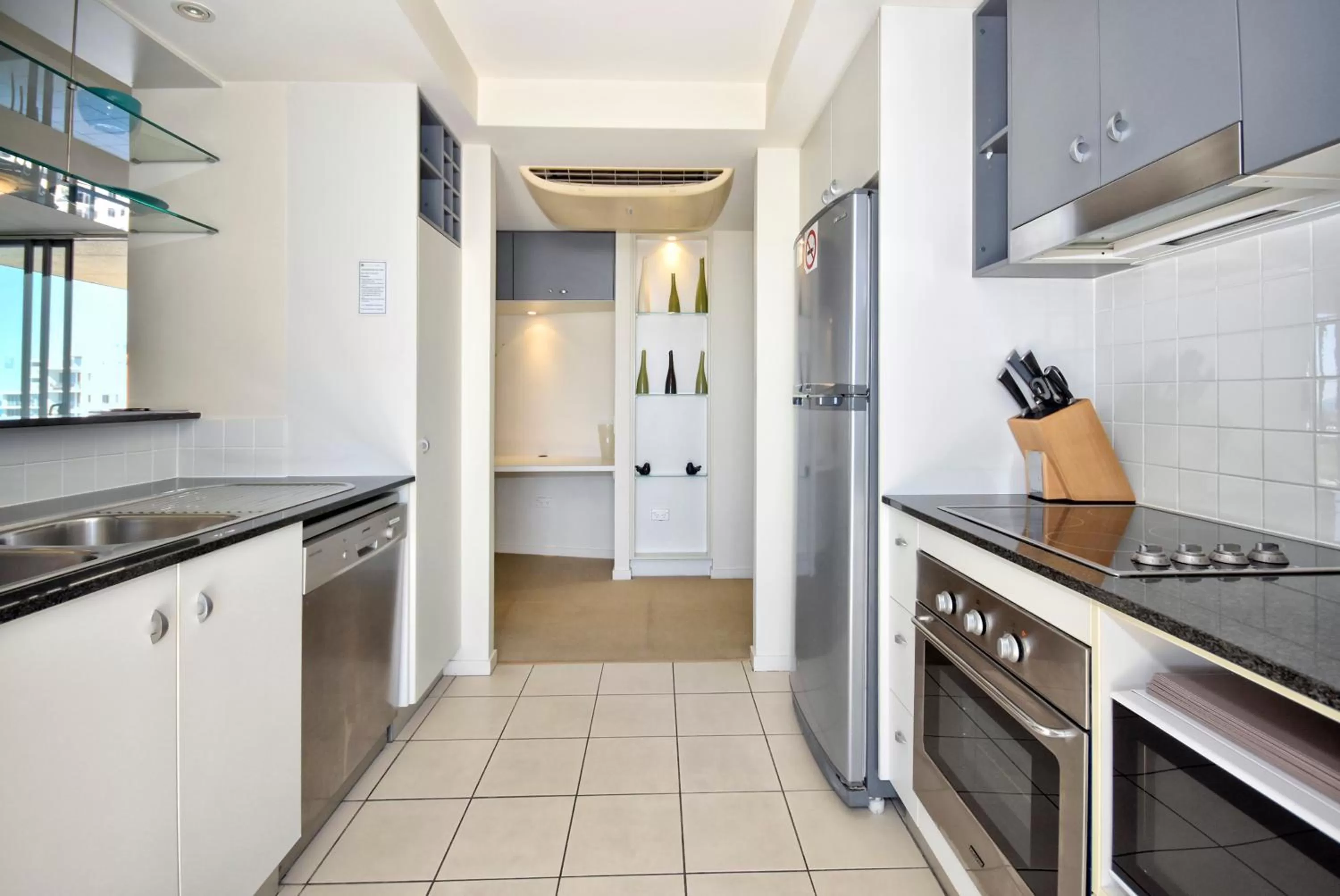 Kitchen or kitchenette in Pumicestone Blue