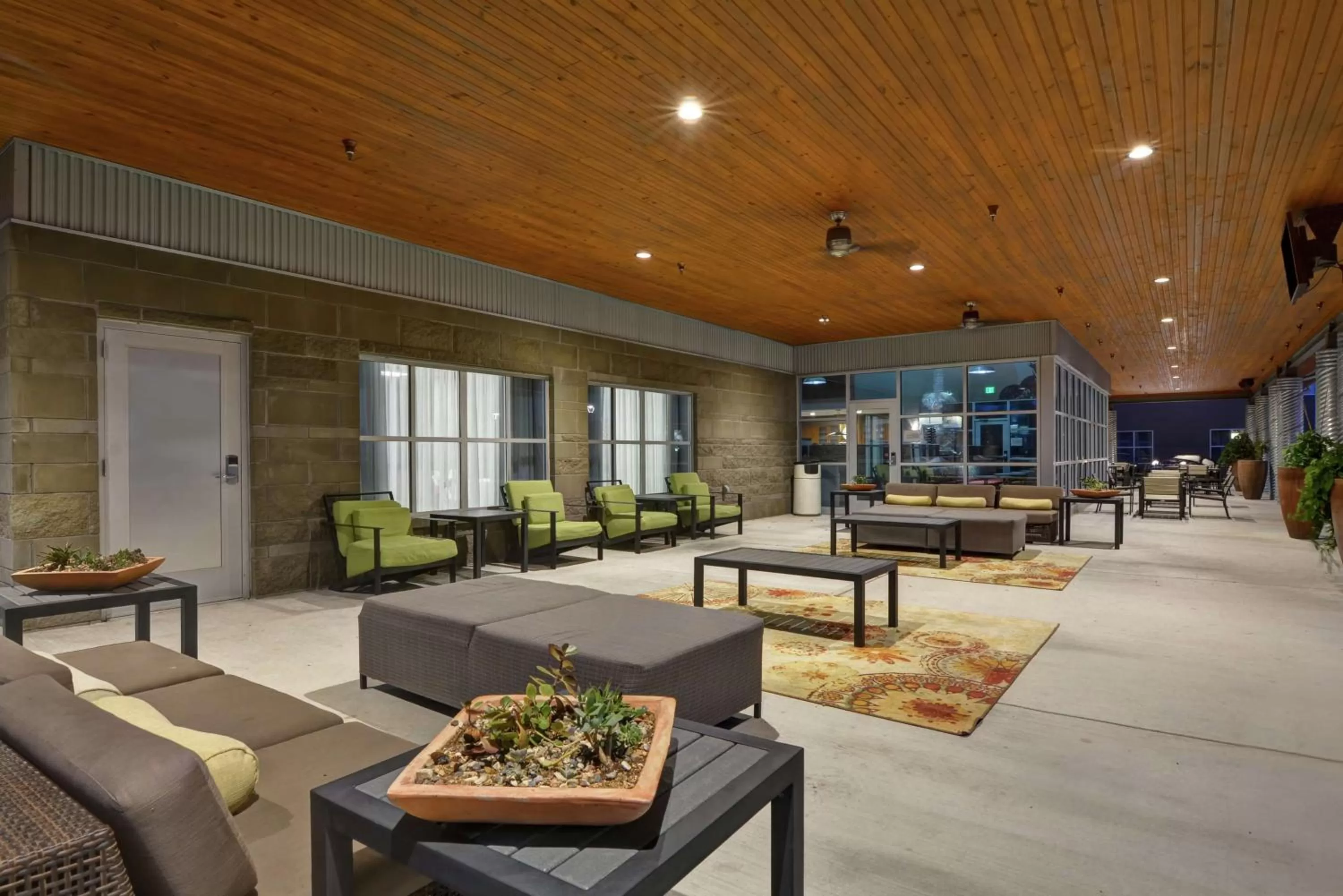 Property building in Homewood Suites TechRidge Parmer @ I-35