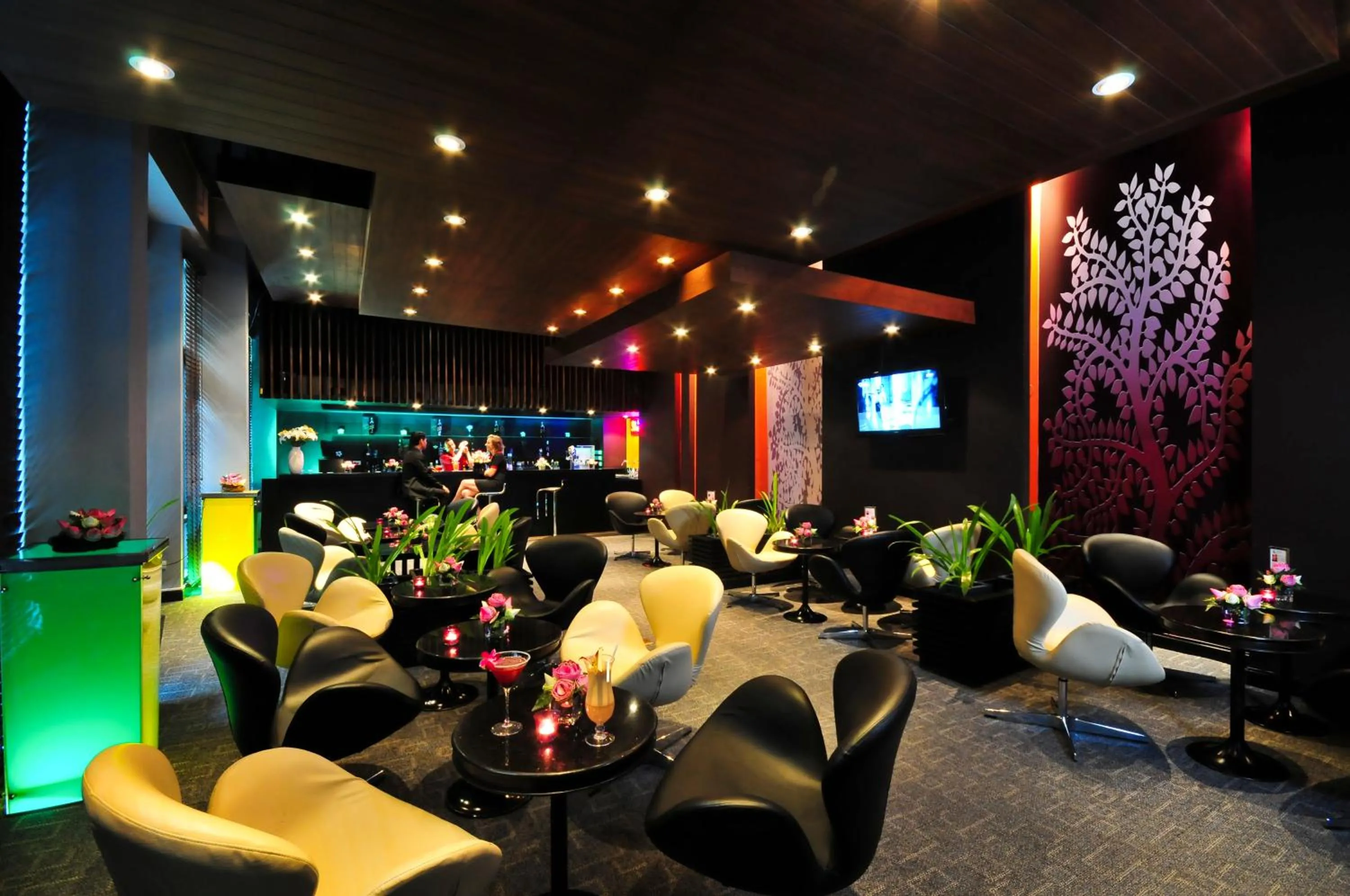 Restaurant/places to eat in Tara Angkor Hotel