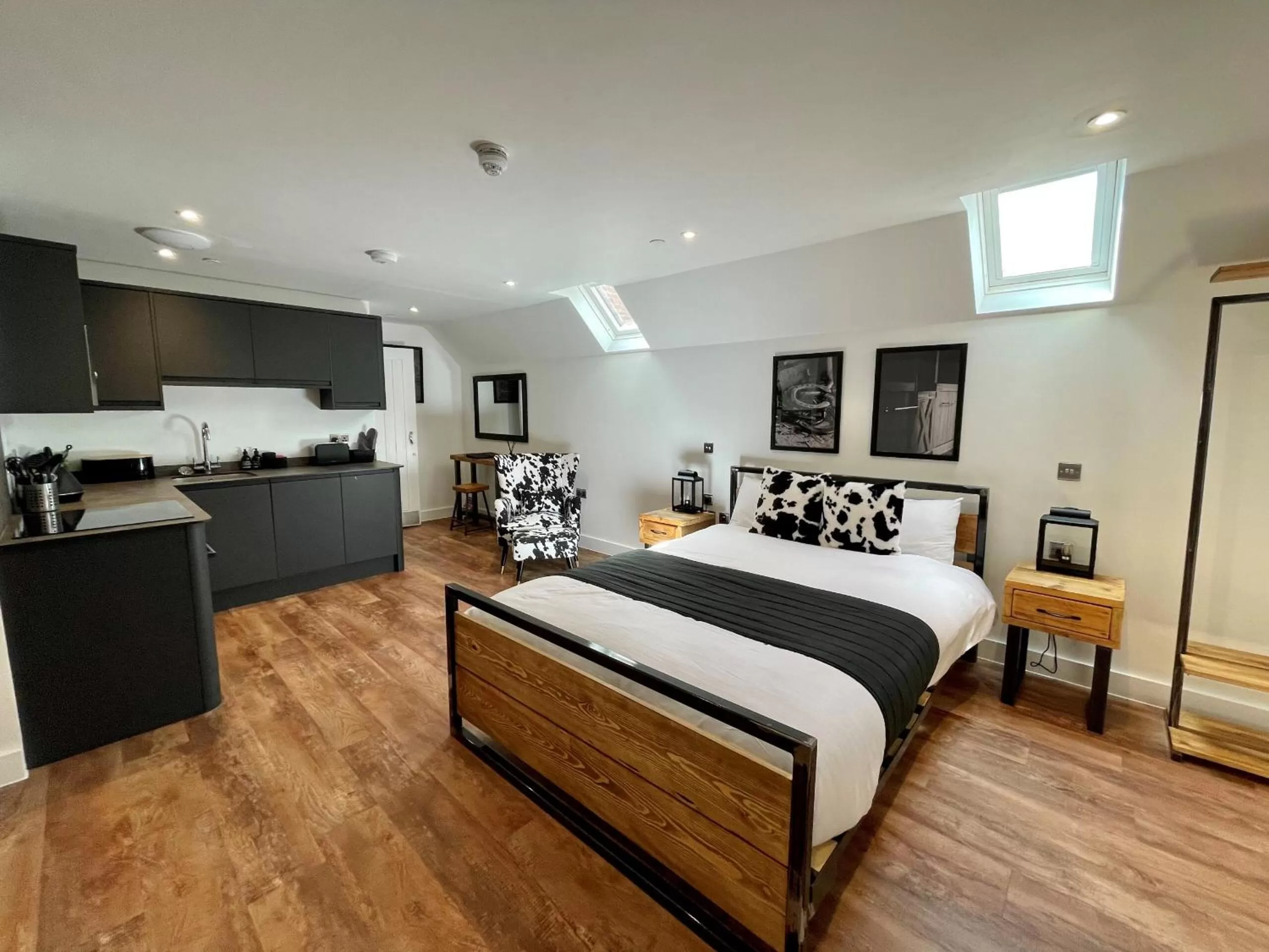 Bedroom, Bed in Booking Urban at Stisted